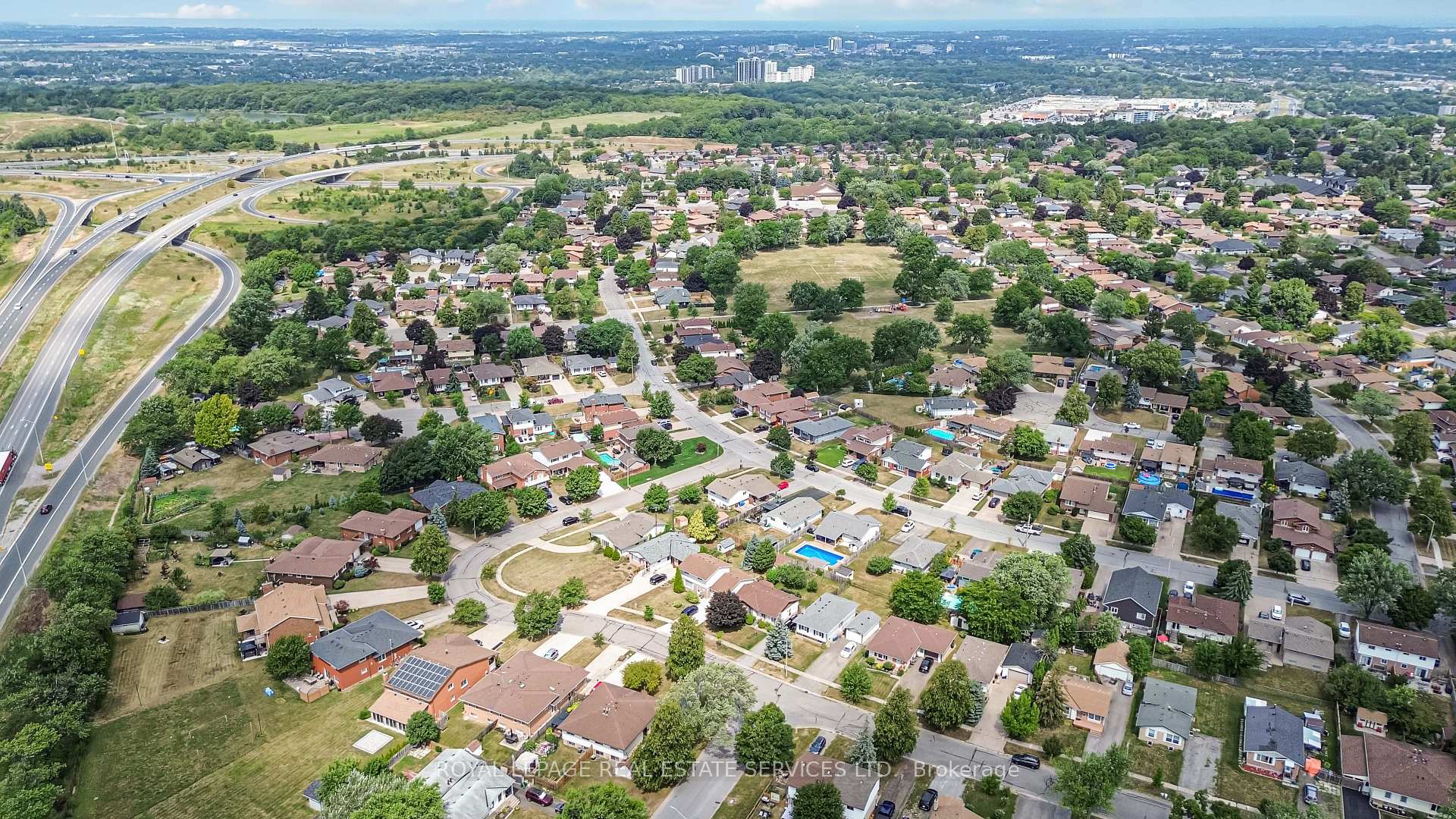 Photo 44 of 27 Cartier Drive, Thorold, Confederation Heights — HOMEH