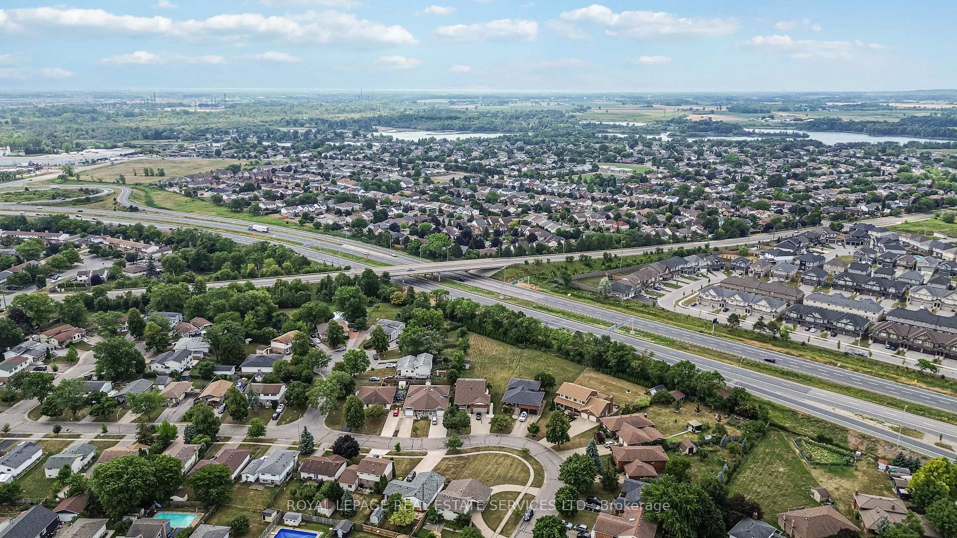 Photo 45 of 27 Cartier Drive, Thorold, Confederation Heights — HOMEH