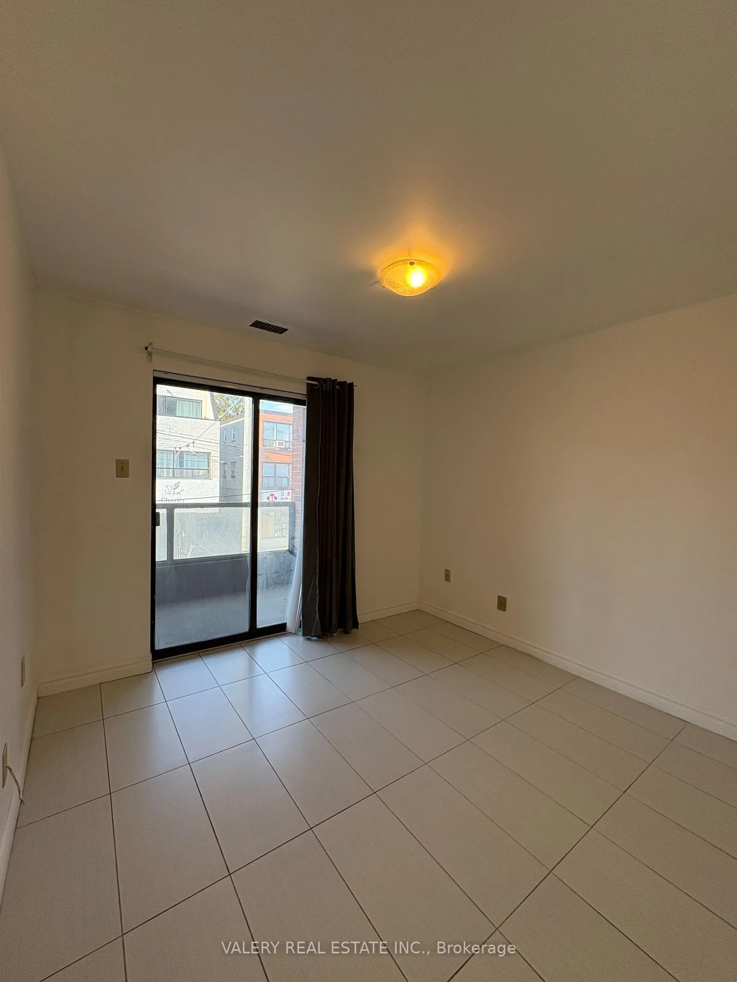 Photo 10 of Unit 2, 603 Gerrard Street E, Toronto, South Riverdale — HOMEH