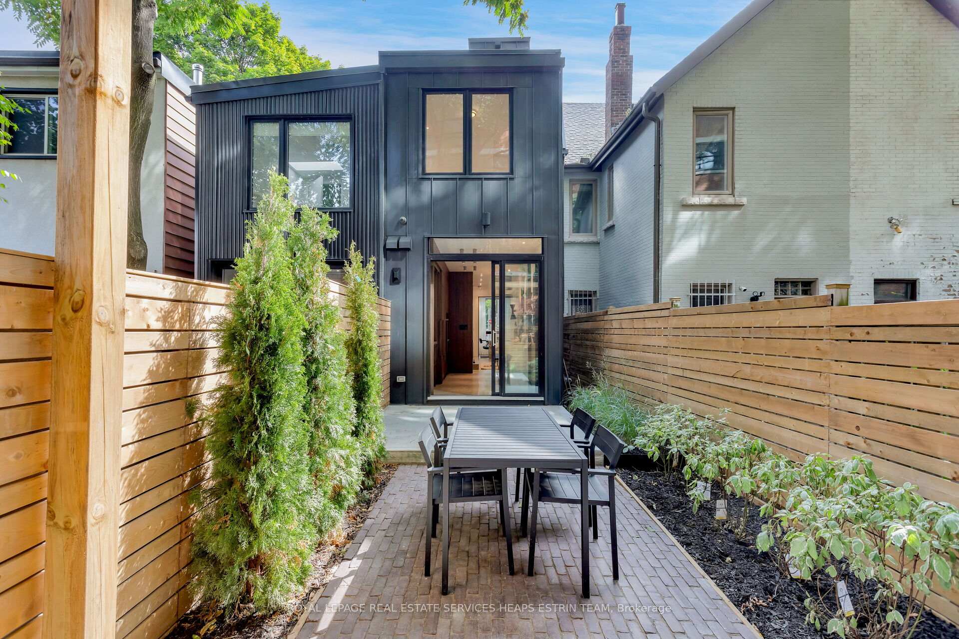 Photo 25 of 100 Sumach Street, Toronto, Regent Park — HOMEH