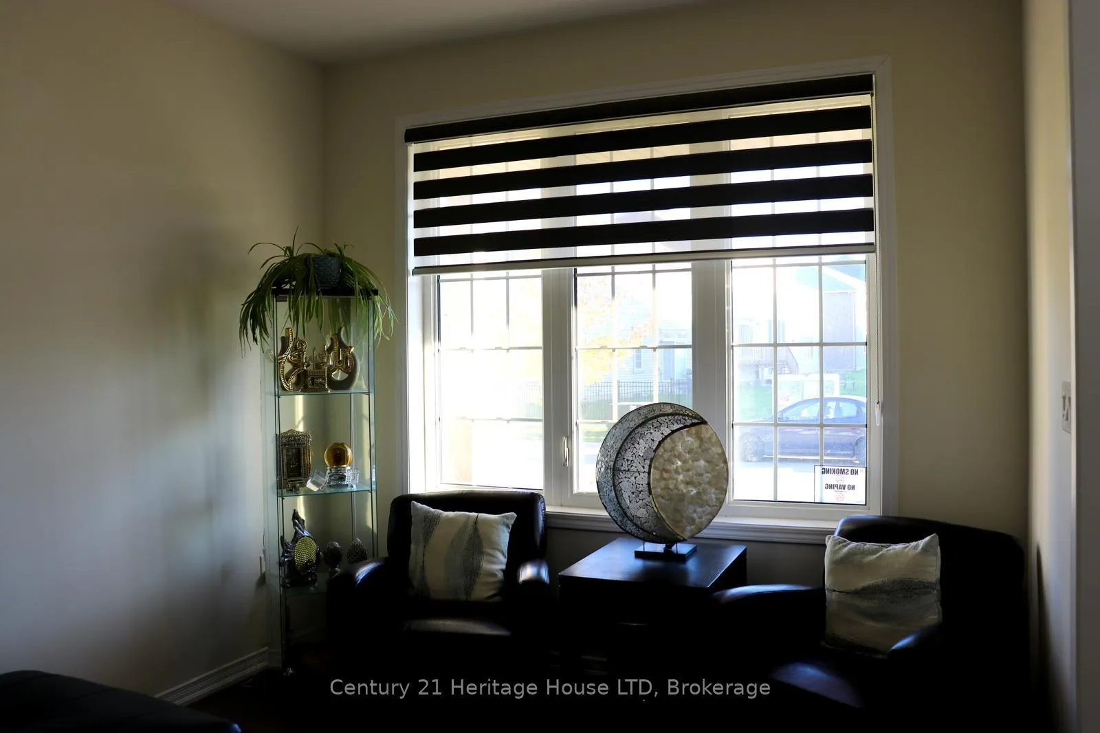 Photo 3 of 50 Esther Crescent, Thorold, Hurricane/Merrittville — HOMEH