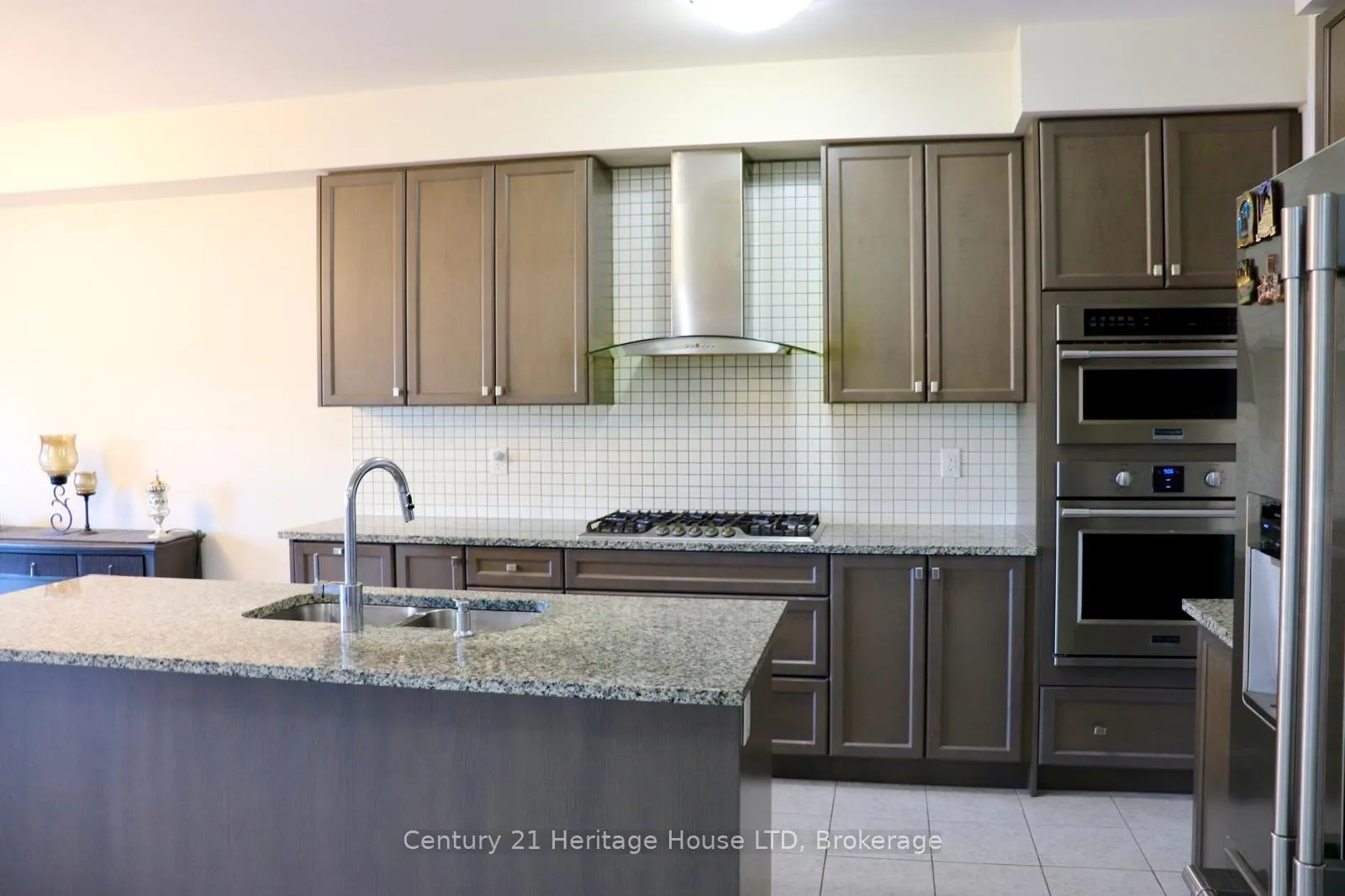 Photo 5 of 50 Esther Crescent, Thorold, Hurricane/Merrittville — HOMEH