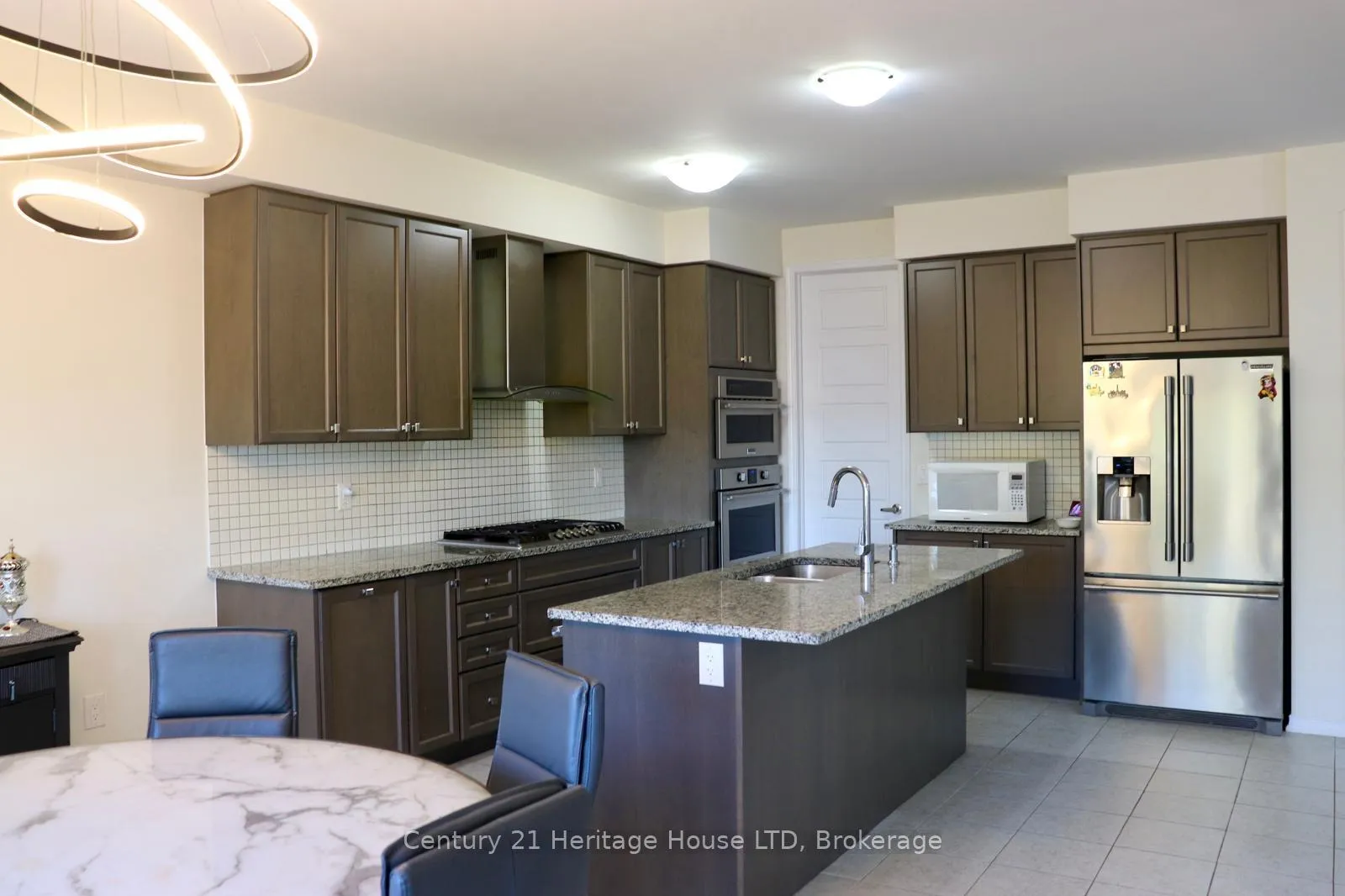 Photo 6 of 50 Esther Crescent, Thorold, Hurricane/Merrittville — HOMEH