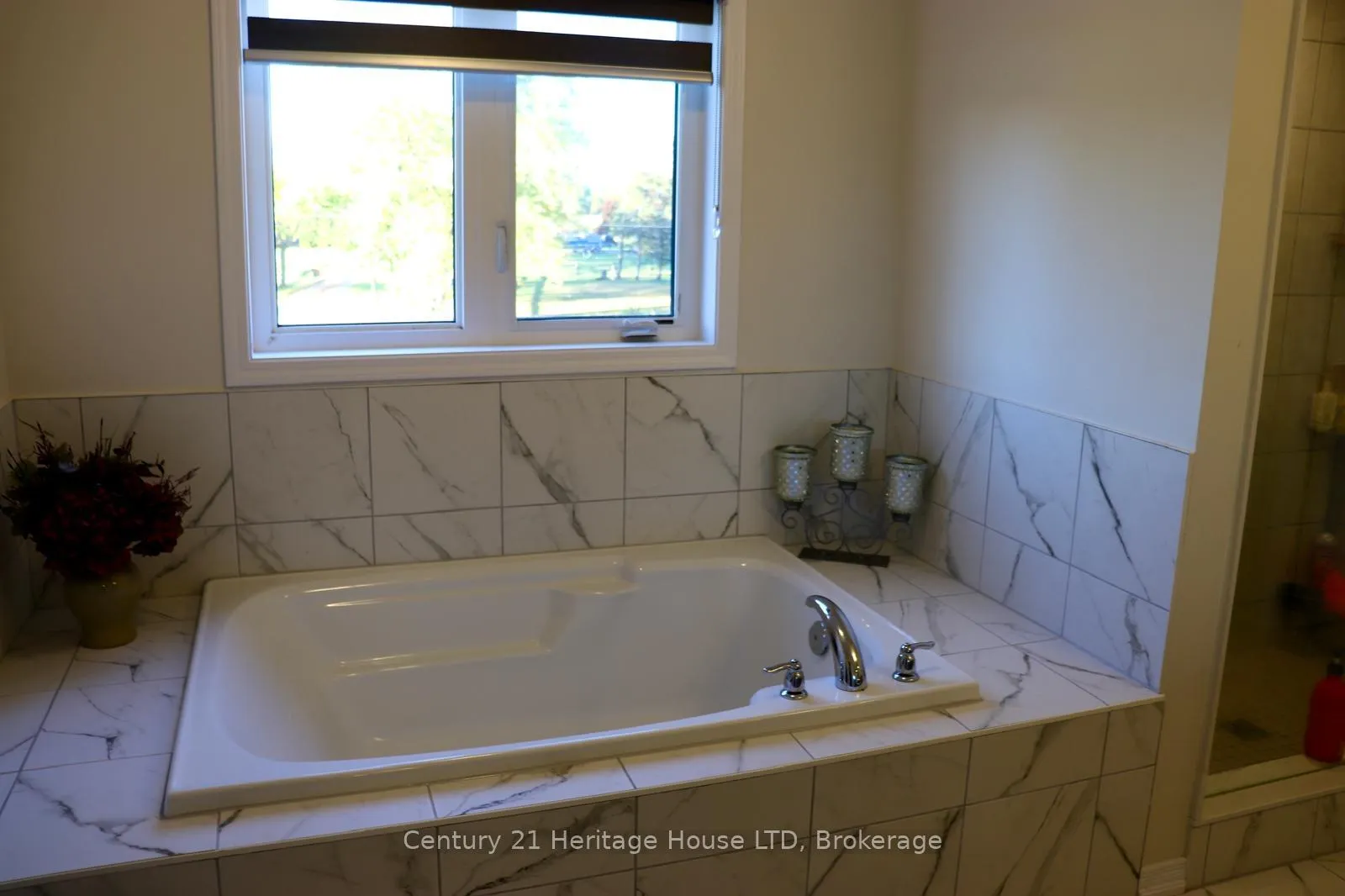 Photo 27 of 50 Esther Crescent, Thorold, Hurricane/Merrittville — HOMEH