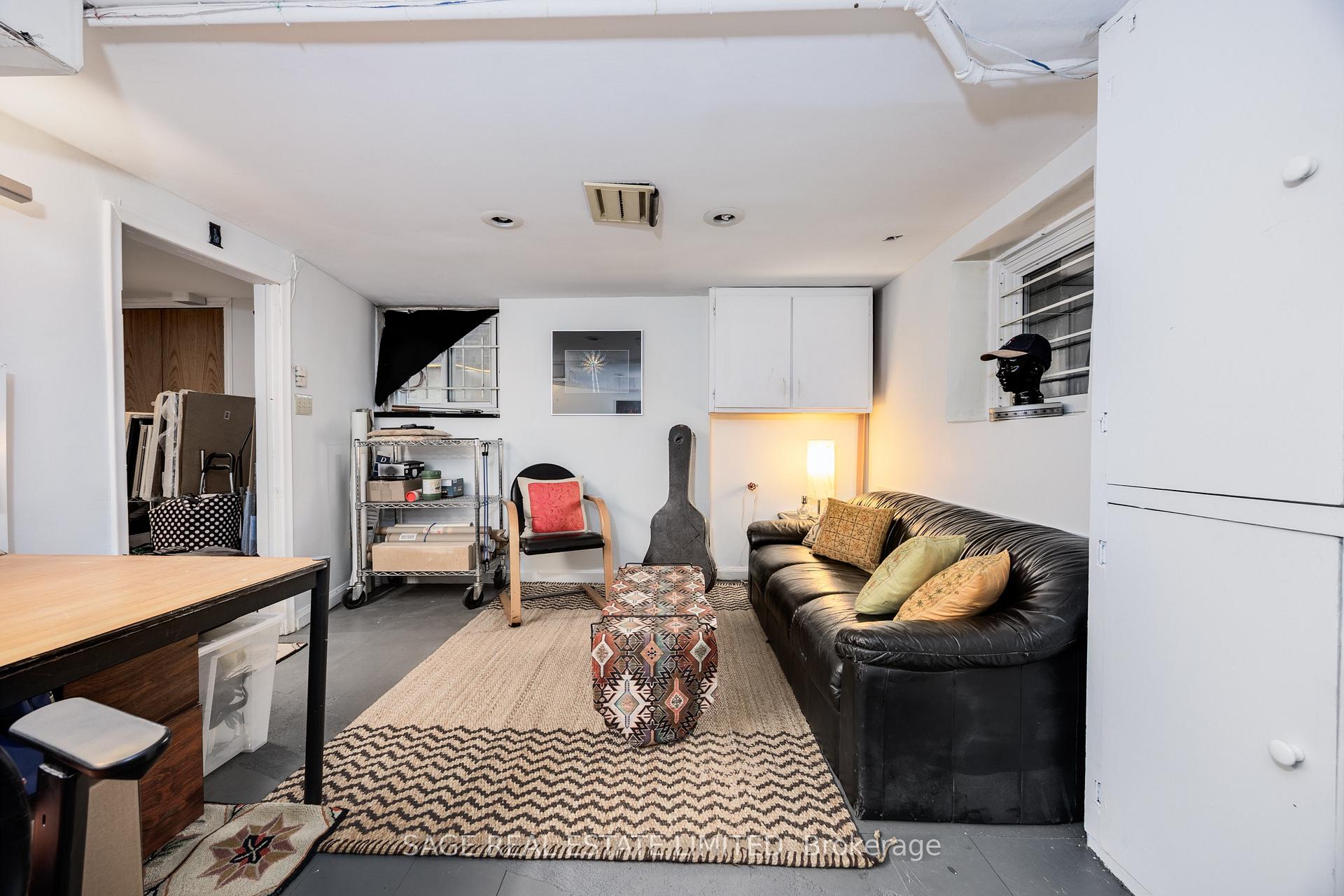 Photo 2 of 4 Strathcona Avenue, Toronto, North Riverdale — HOMEH
