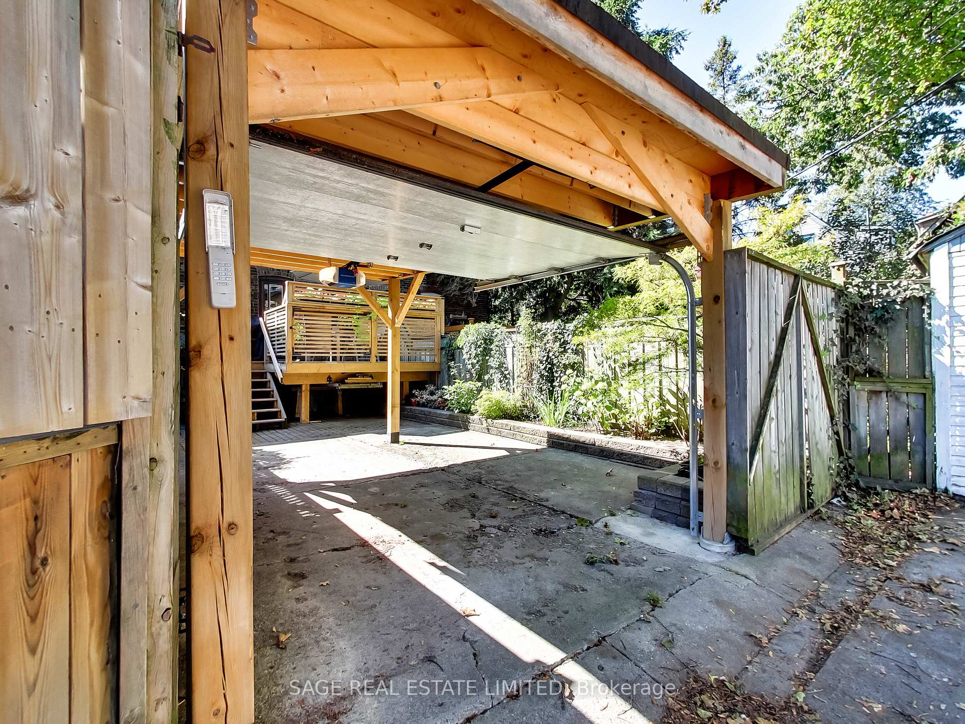 Photo 5 of 4 Strathcona Avenue, Toronto, North Riverdale — HOMEH