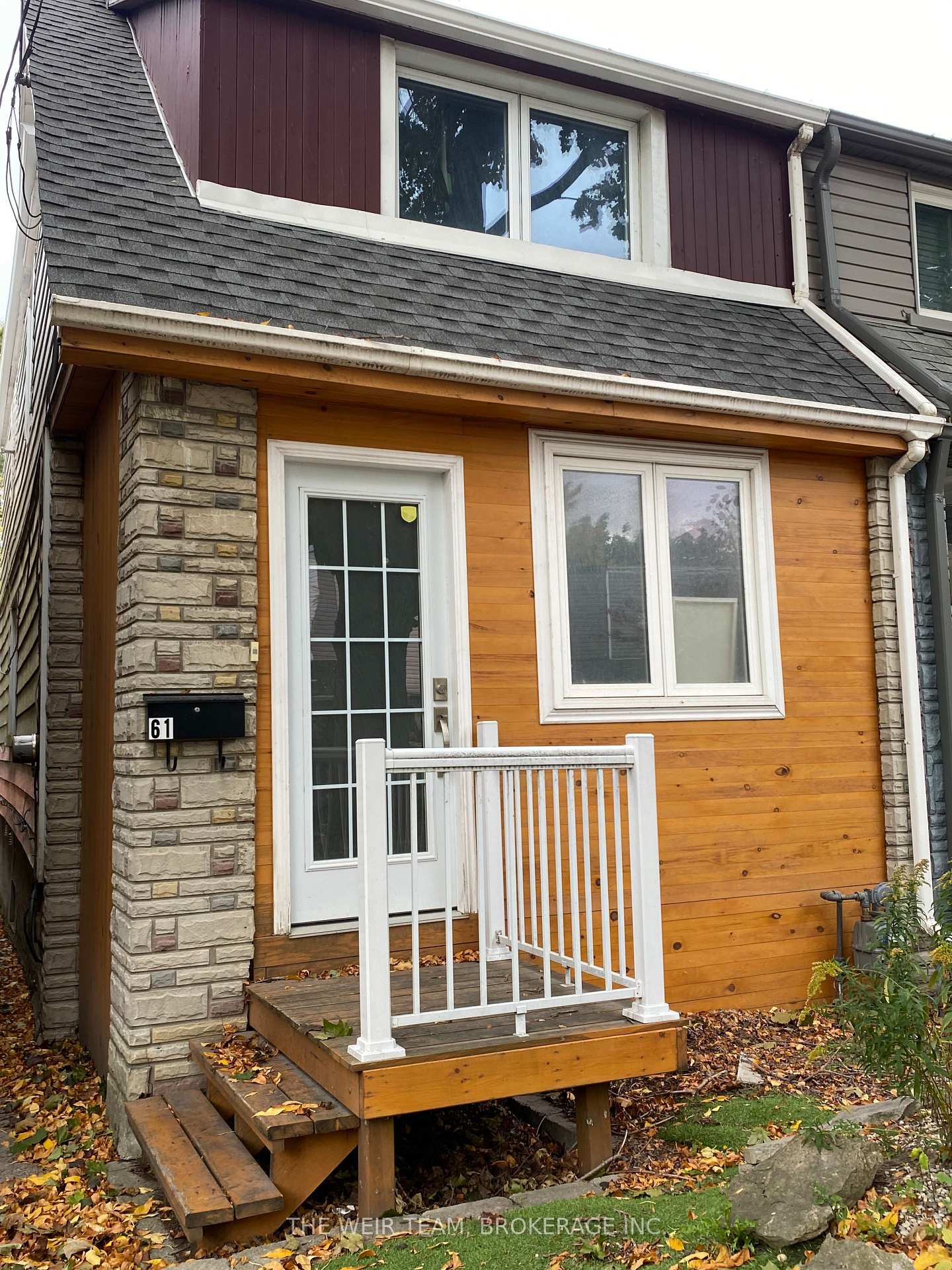 Front of Unit Lower, 61 Rushbrooke Avenue
