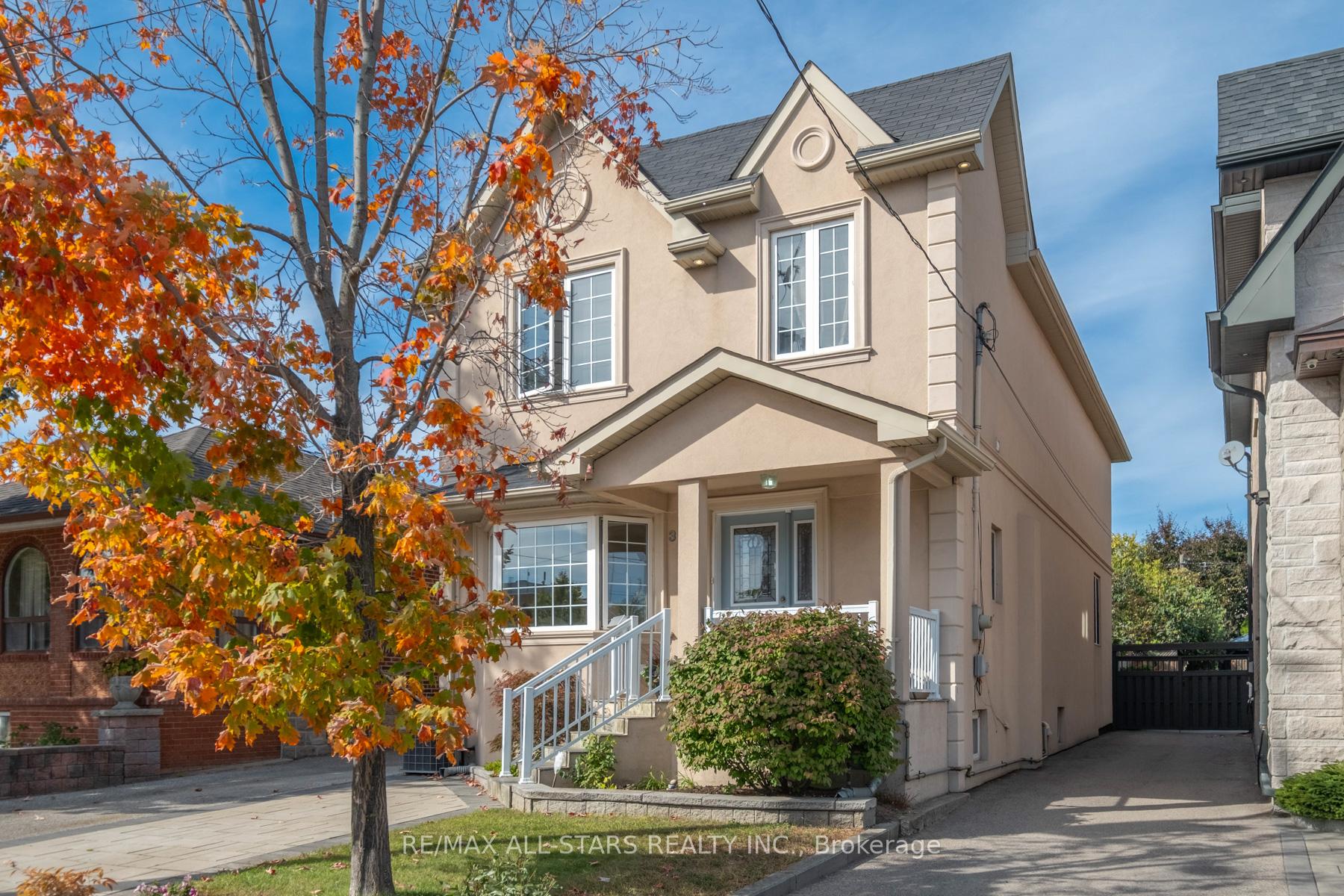 Photo 2 of 32 Barker Avenue, Toronto, Danforth Village-East York — HOMEH