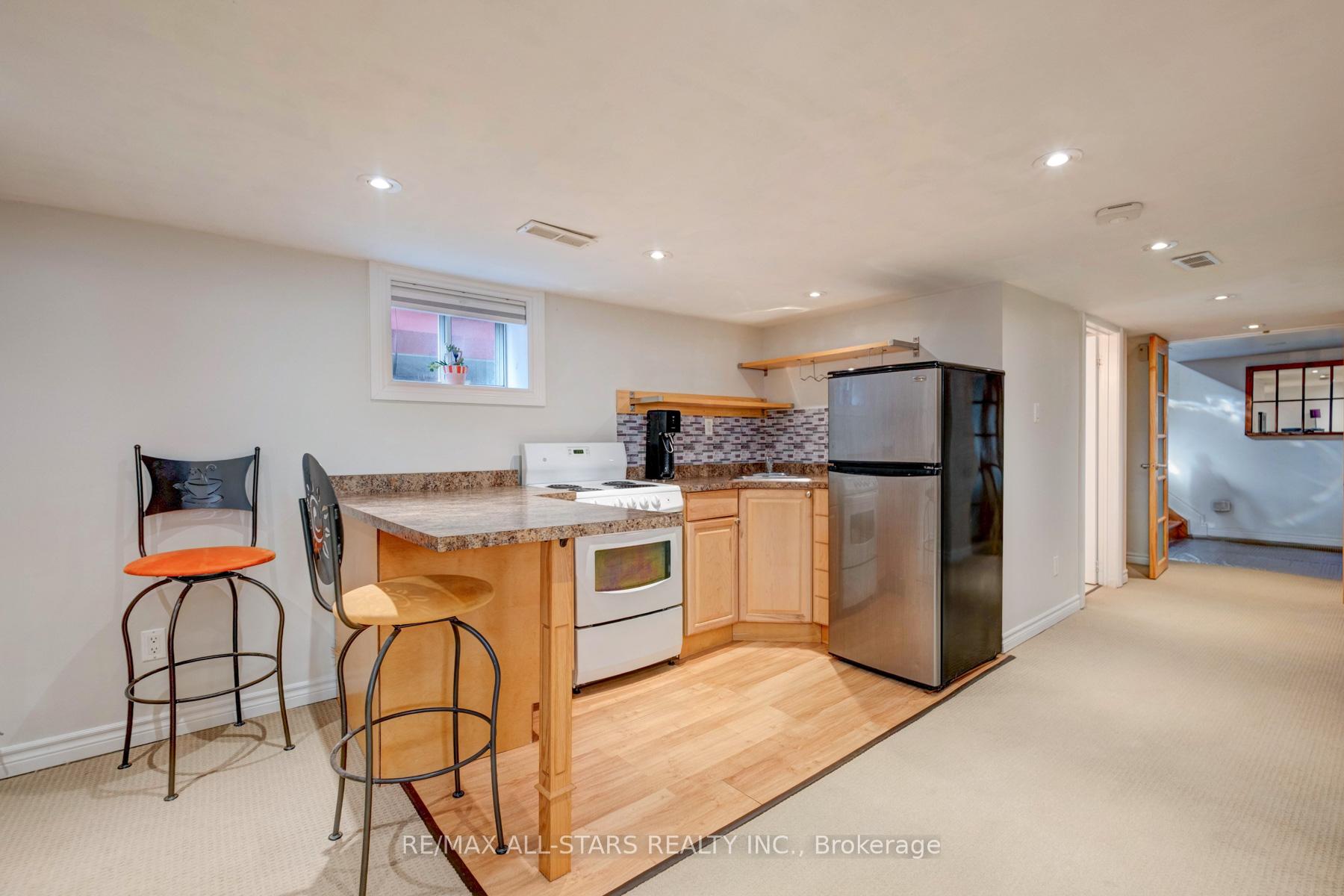 Photo 33 of 32 Barker Avenue, Toronto, Danforth Village-East York — HOMEH