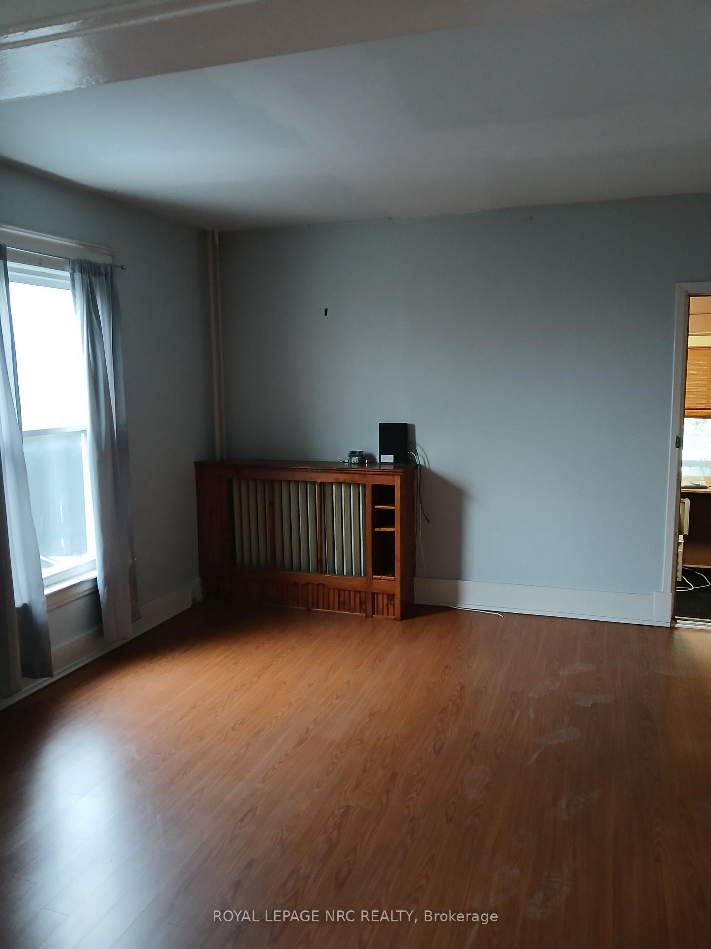 Photo 6 of 20 Hayes Road, Thorold, Allanburg/Thorold South — HOMEH