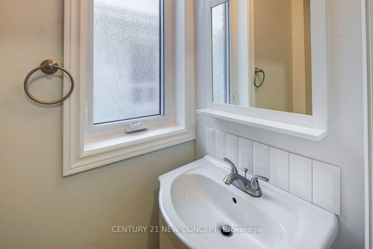 Photo 14 of 1845 Dufferin Street, Toronto, Oakwood Village — HOMEH