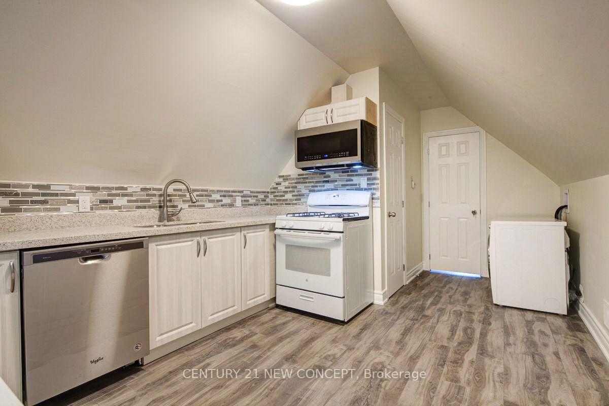 Photo 24 of 1845 Dufferin Street, Toronto, Oakwood Village — HOMEH