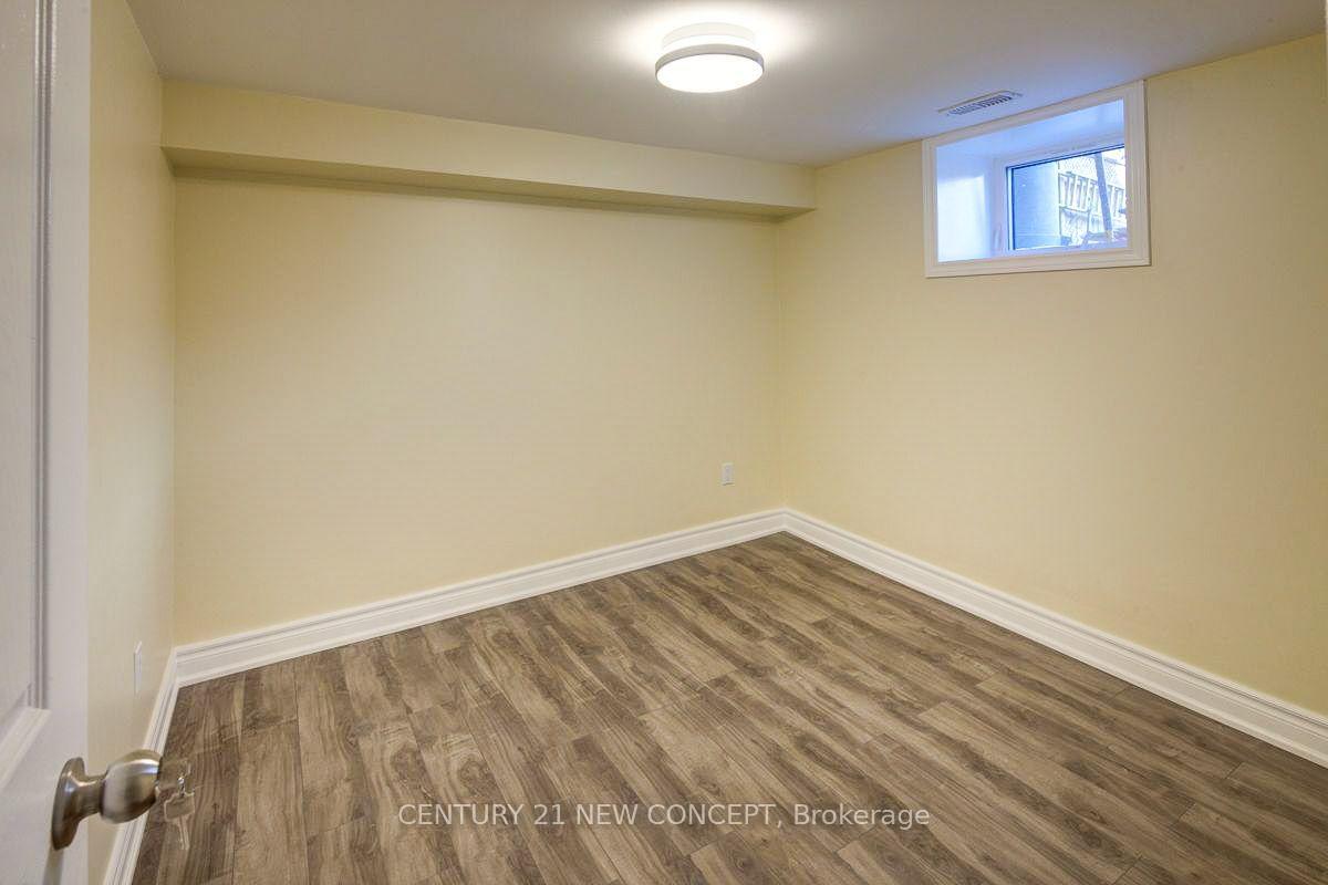 Photo 33 of 1845 Dufferin Street, Toronto, Oakwood Village — HOMEH