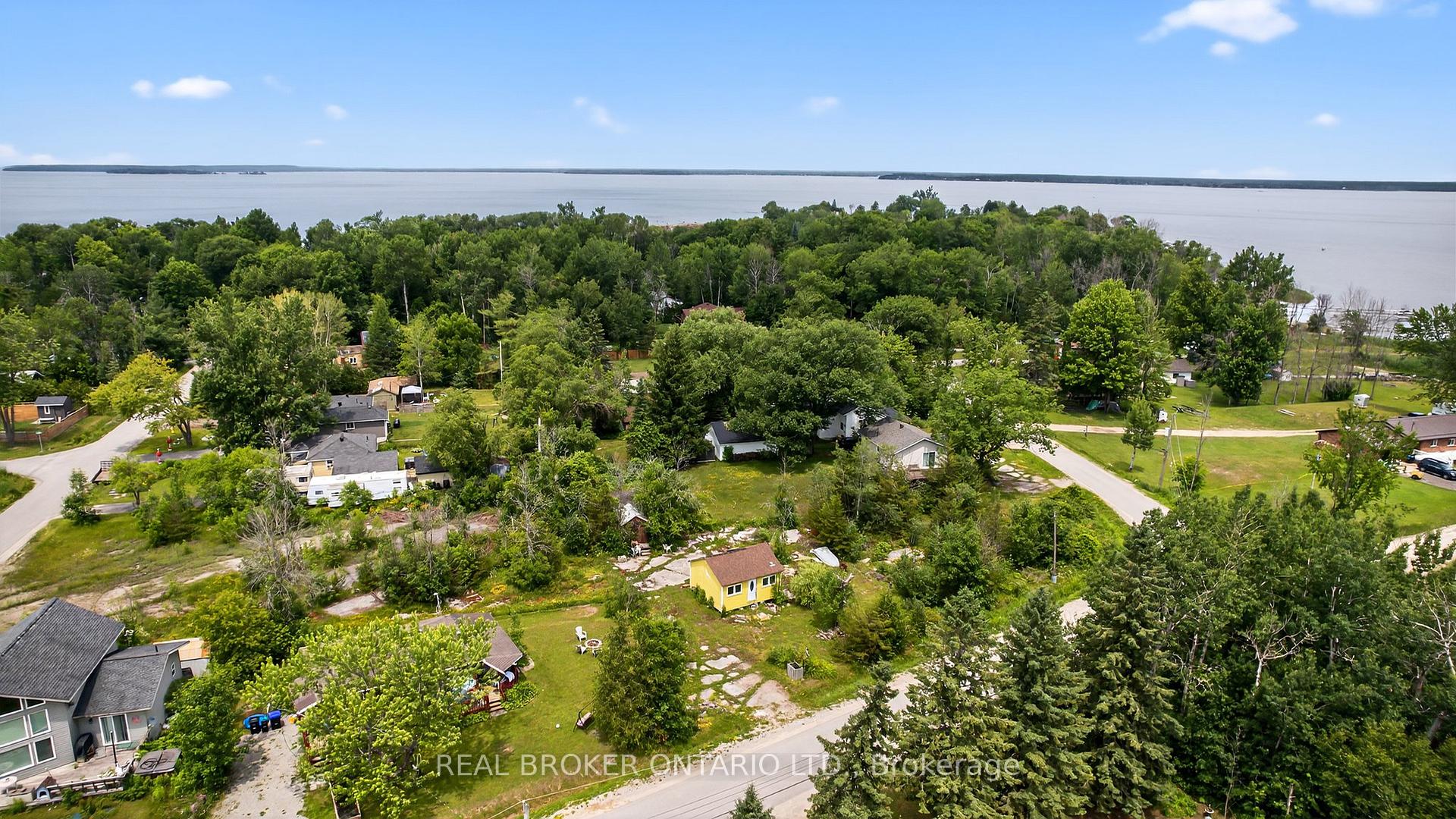 Photo 2 of 178 Woodlands Avenue, Tay, Port McNicoll — HOMEH