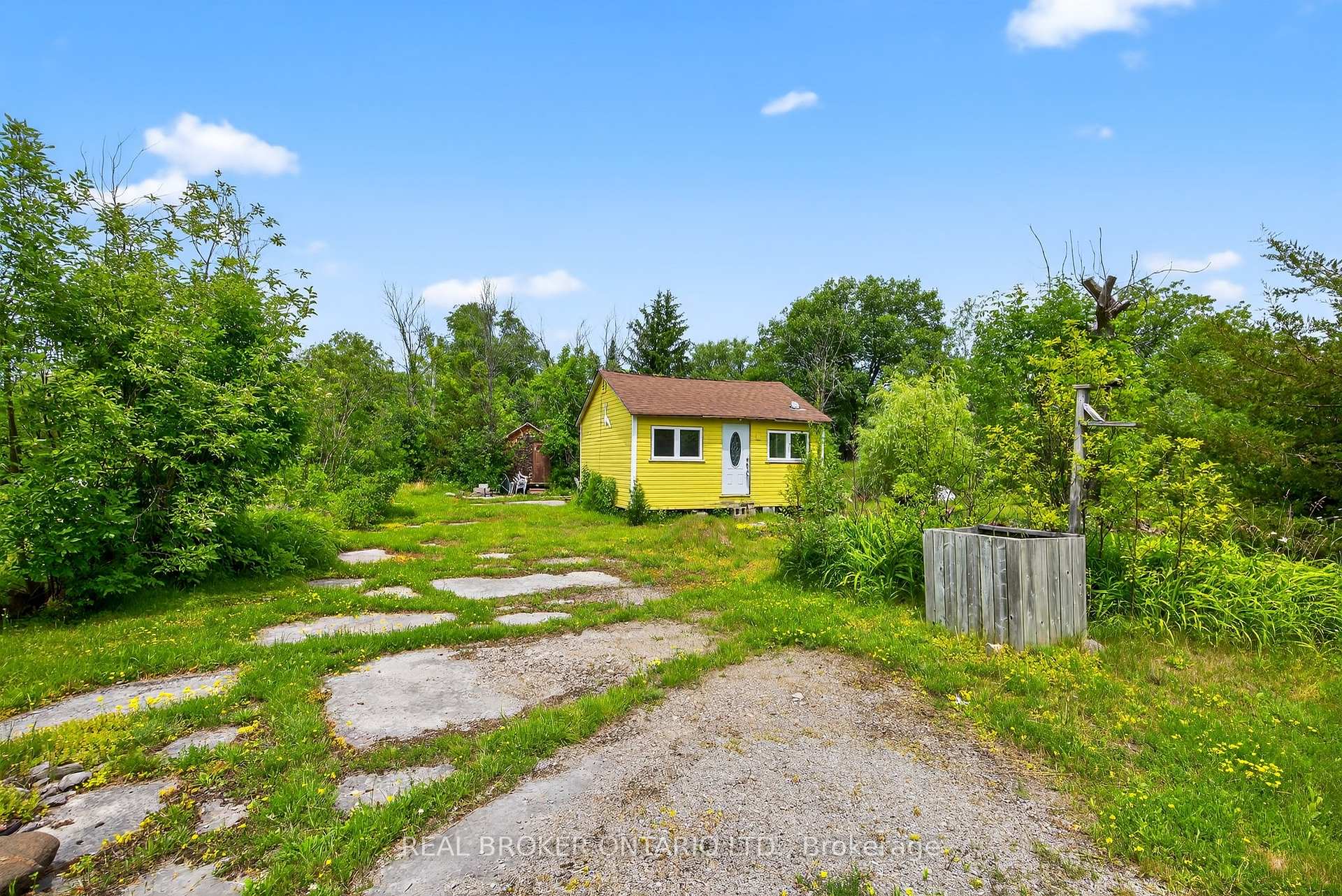 Photo 5 of 178 Woodlands Avenue, Tay, Port McNicoll — HOMEH