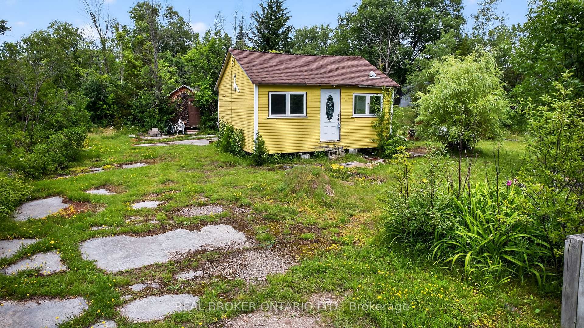 Photo 11 of 178 Woodlands Avenue, Tay, Port McNicoll — HOMEH