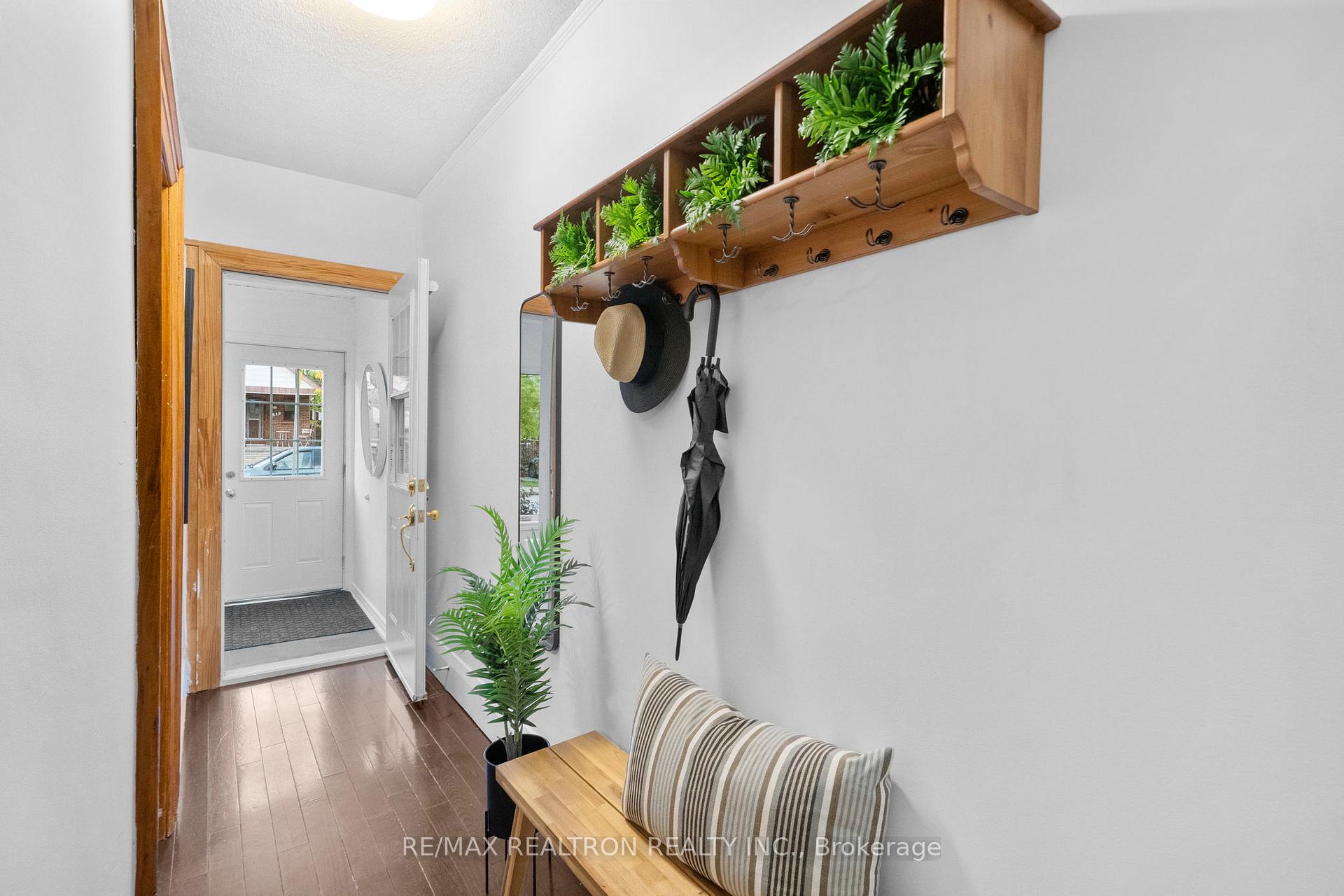 Photo 5 of 259 Gowan Avenue, Toronto, Danforth Village-East York — HOMEH