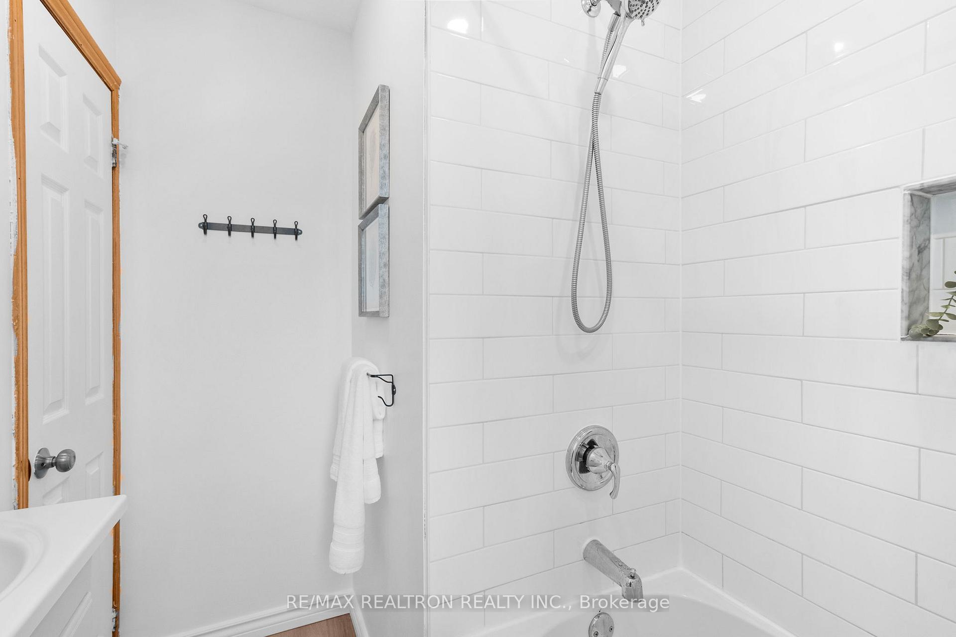 Photo 30 of 259 Gowan Avenue, Toronto, Danforth Village-East York — HOMEH