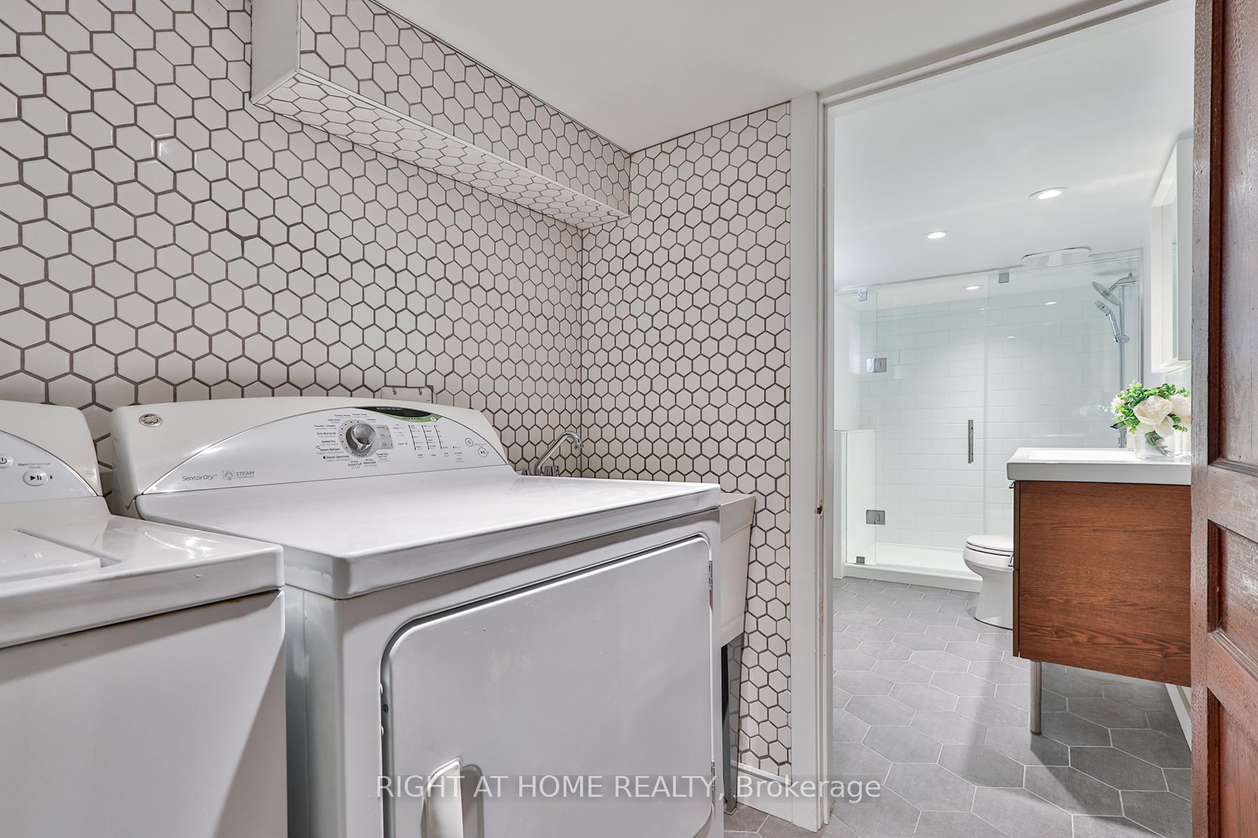 Photo 27 of 230 Milverton Boulevard, Toronto, Danforth — HOMEH