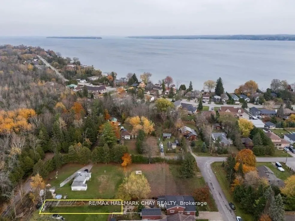 Photo 1 of 1047b Larch Street, Innisfil, Rural Innisfil — HOMEH