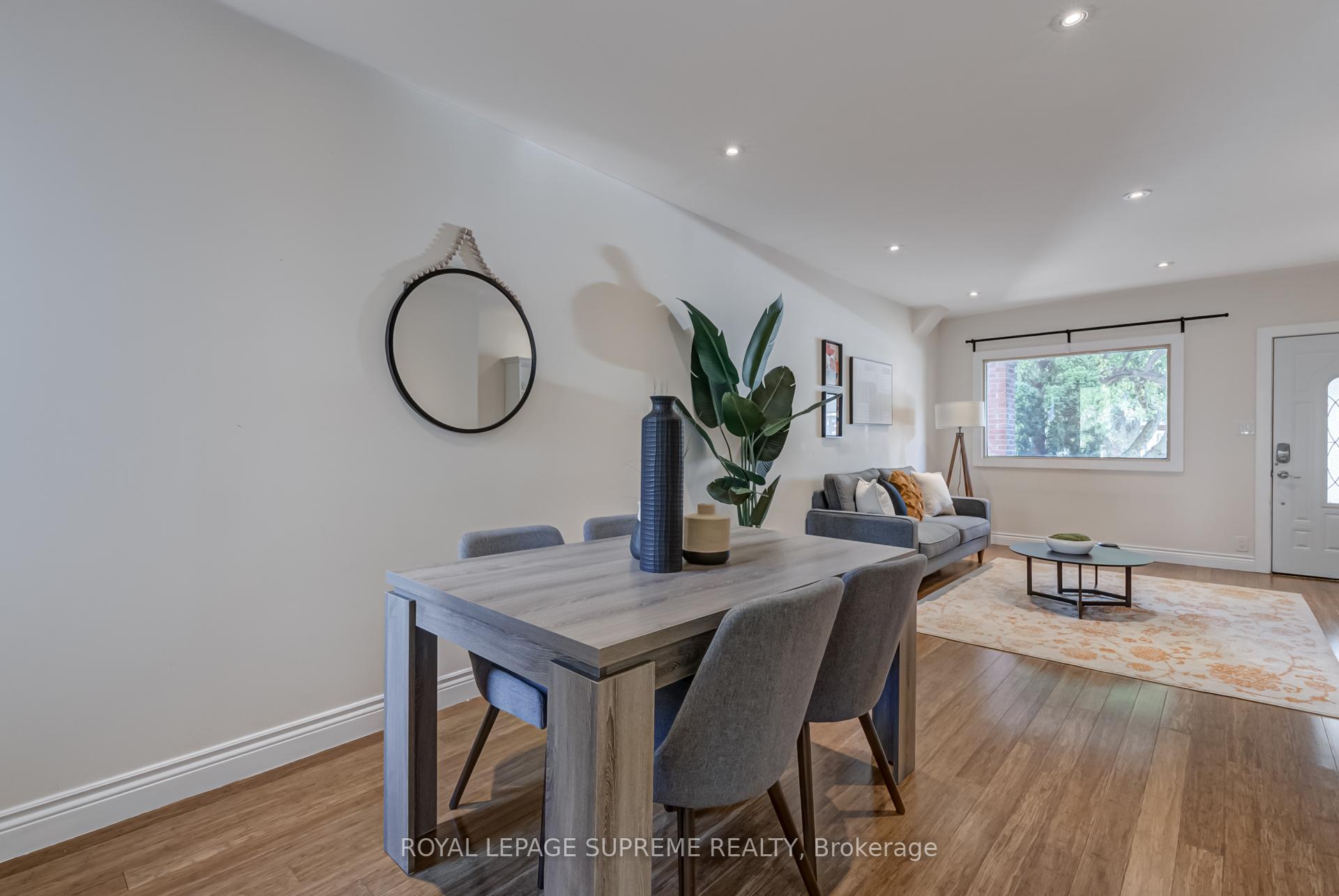 Photo 6 of 481 Main Street, Toronto, Woodbine-Lumsden — HOMEH