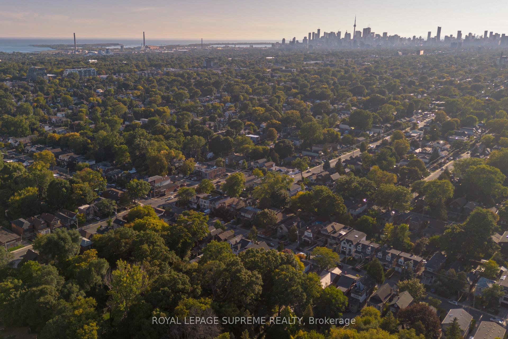 Photo 20 of 481 Main Street, Toronto, Woodbine-Lumsden — HOMEH