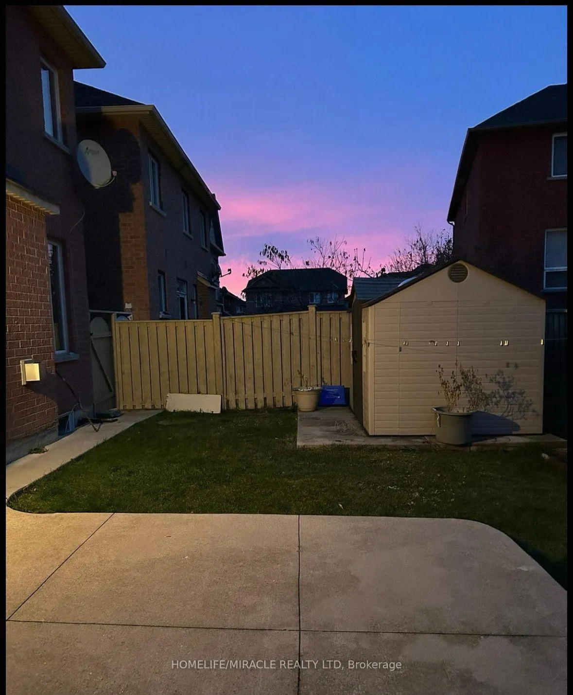 Photo 31 of 20 Midnightsun Trail, Brampton, Sandringham-Wellington — HOMEH