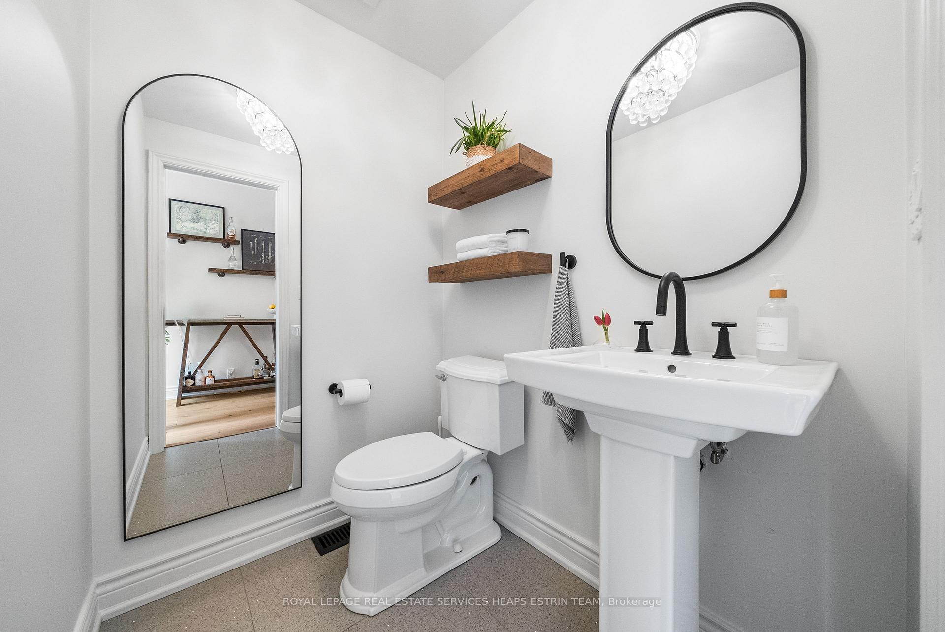 Photo 15 of 20 Howland Road, Toronto, North Riverdale — HOMEH