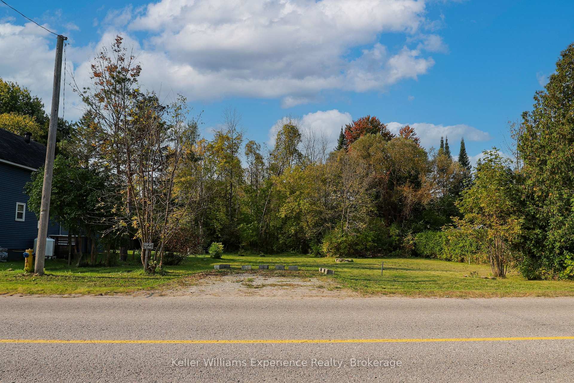 Photo 7 of 518 First Avenue, Tay, Port McNicoll — HOMEH