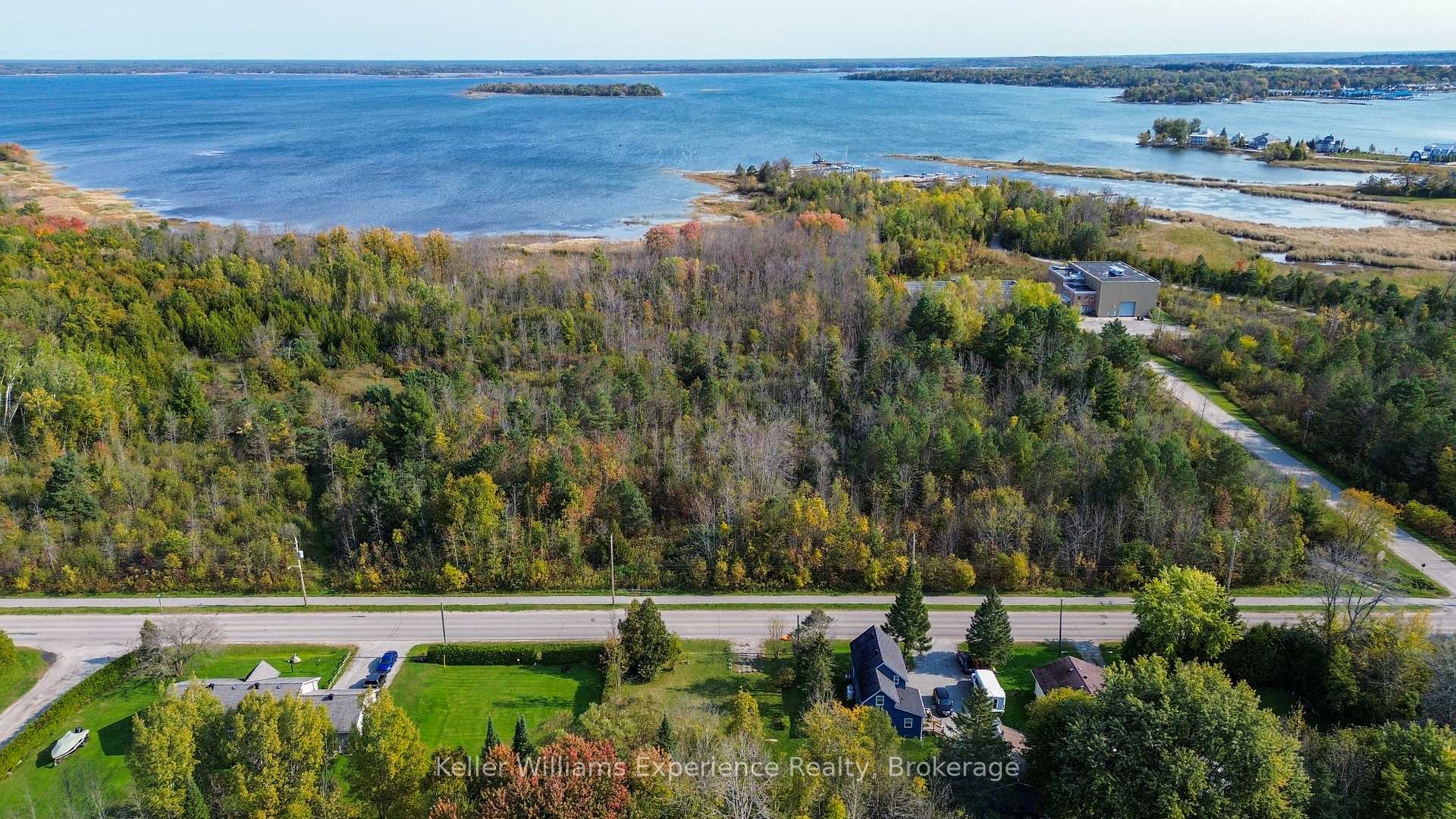 Photo 9 of 518 First Avenue, Tay, Port McNicoll — HOMEH