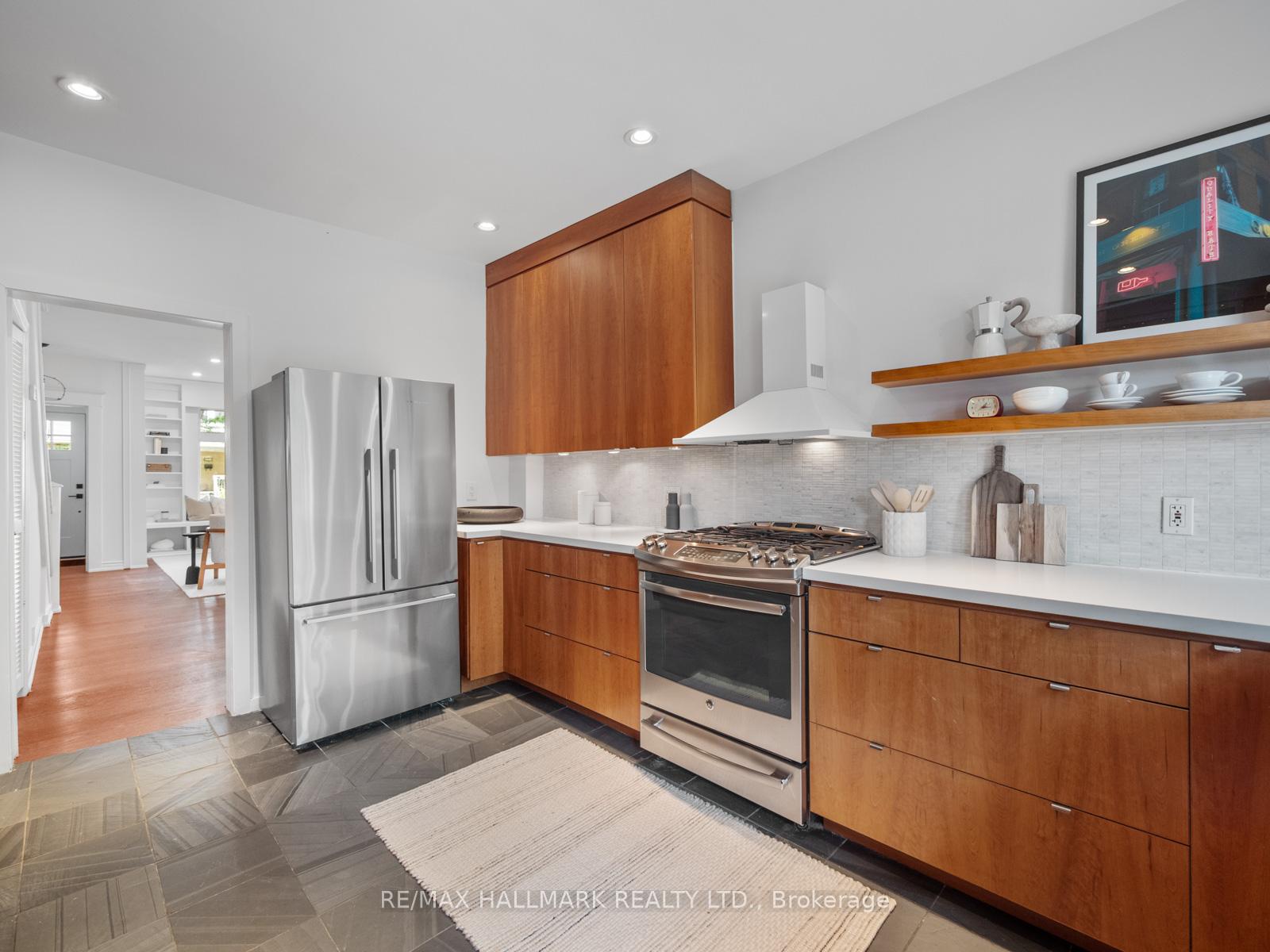 Photo 16 of 275 Withrow Avenue, Toronto, Blake-Jones — HOMEH