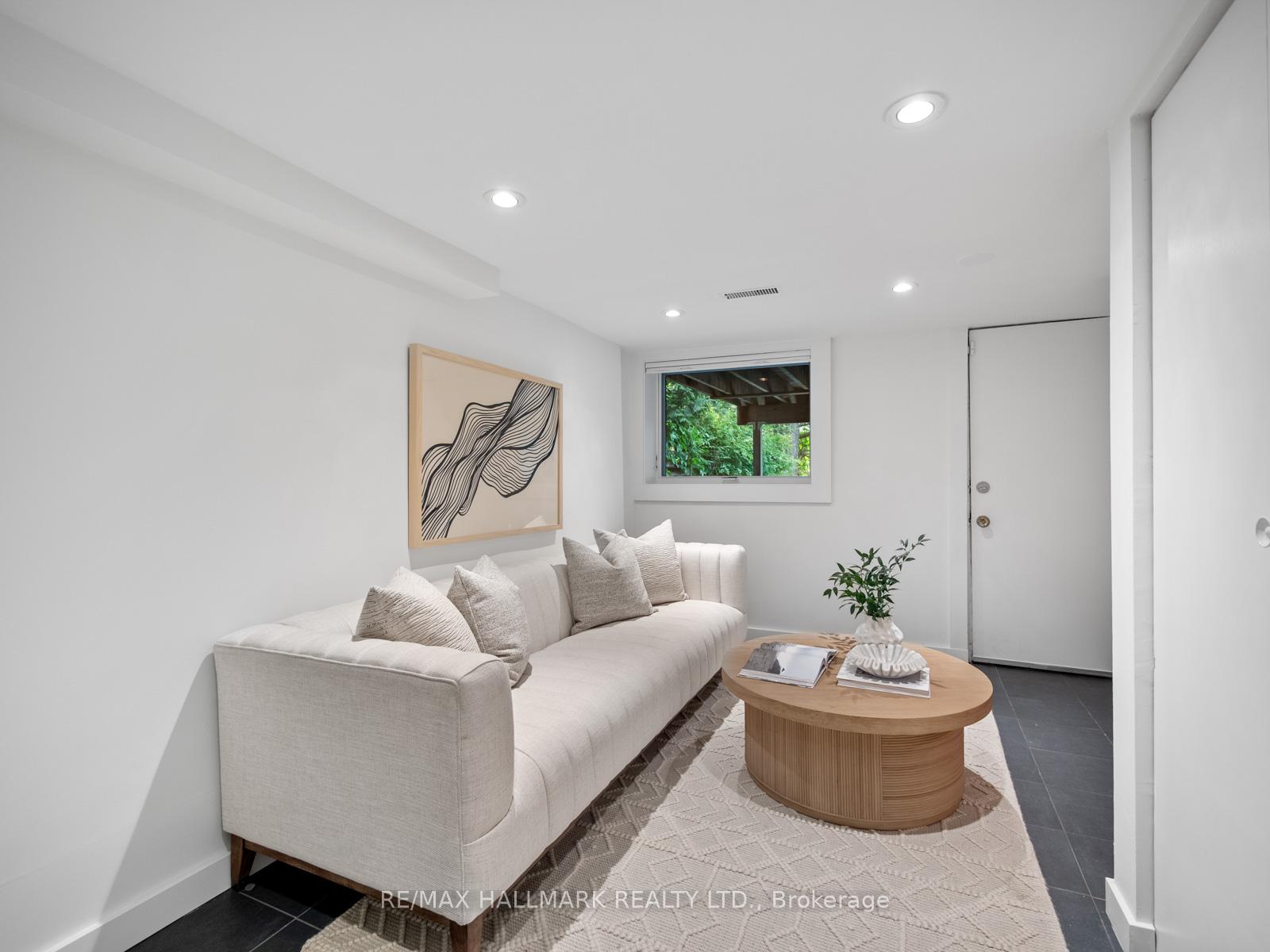 Photo 35 of 275 Withrow Avenue, Toronto, Blake-Jones — HOMEH
