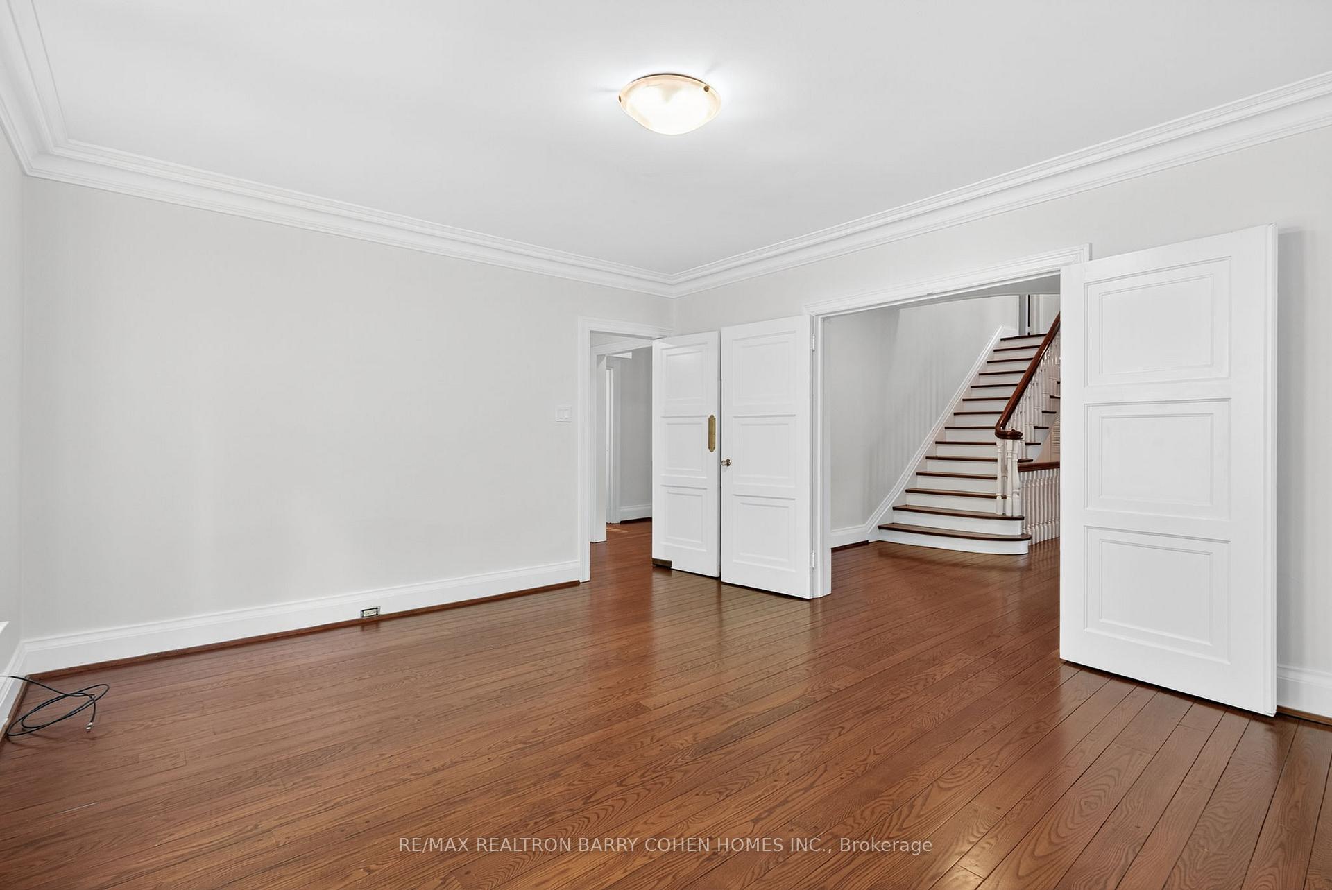 Photo 7 of 20 Dewbourne Avenue, Toronto, Forest Hill South — HOMEH