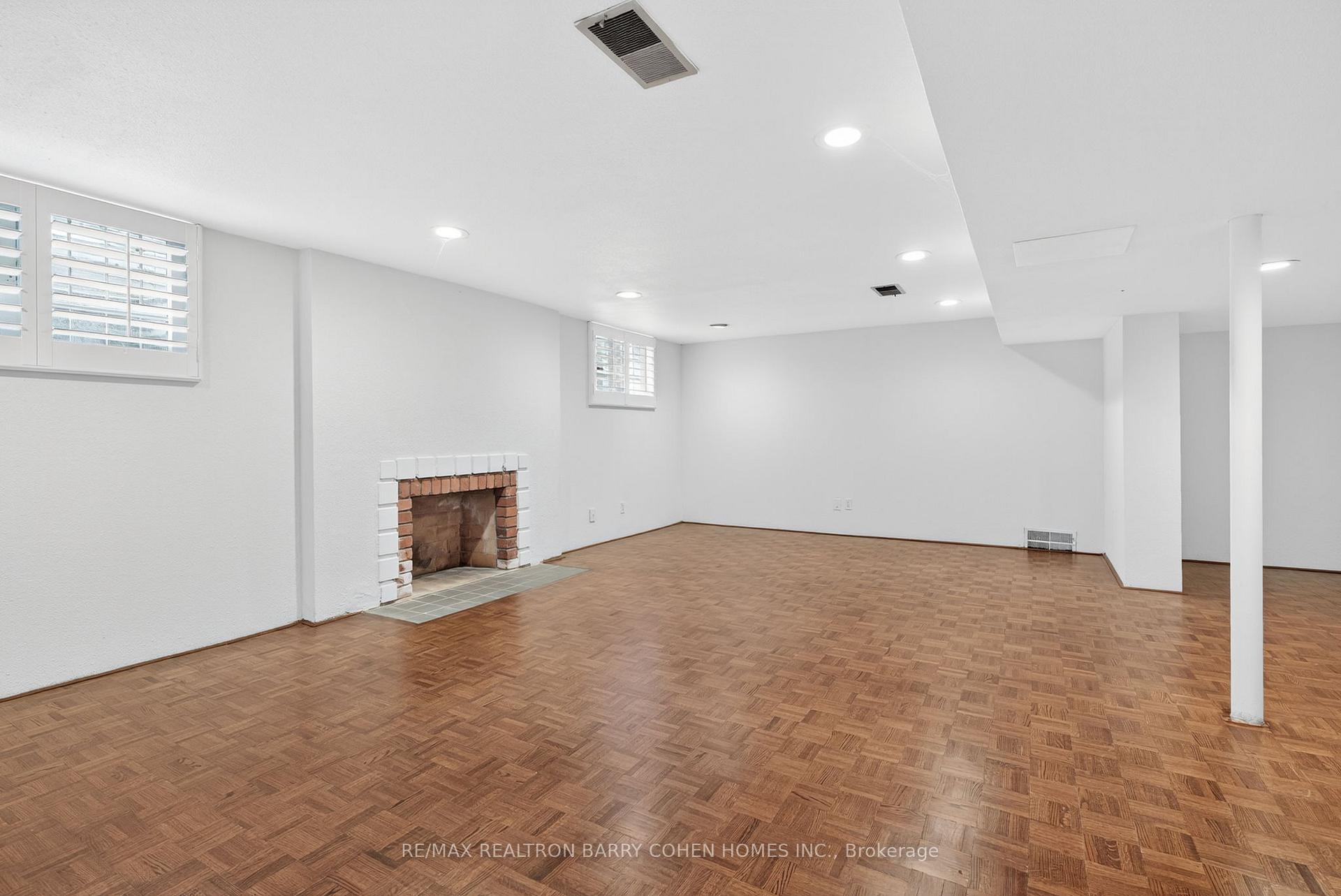 Photo 20 of 20 Dewbourne Avenue, Toronto, Forest Hill South — HOMEH