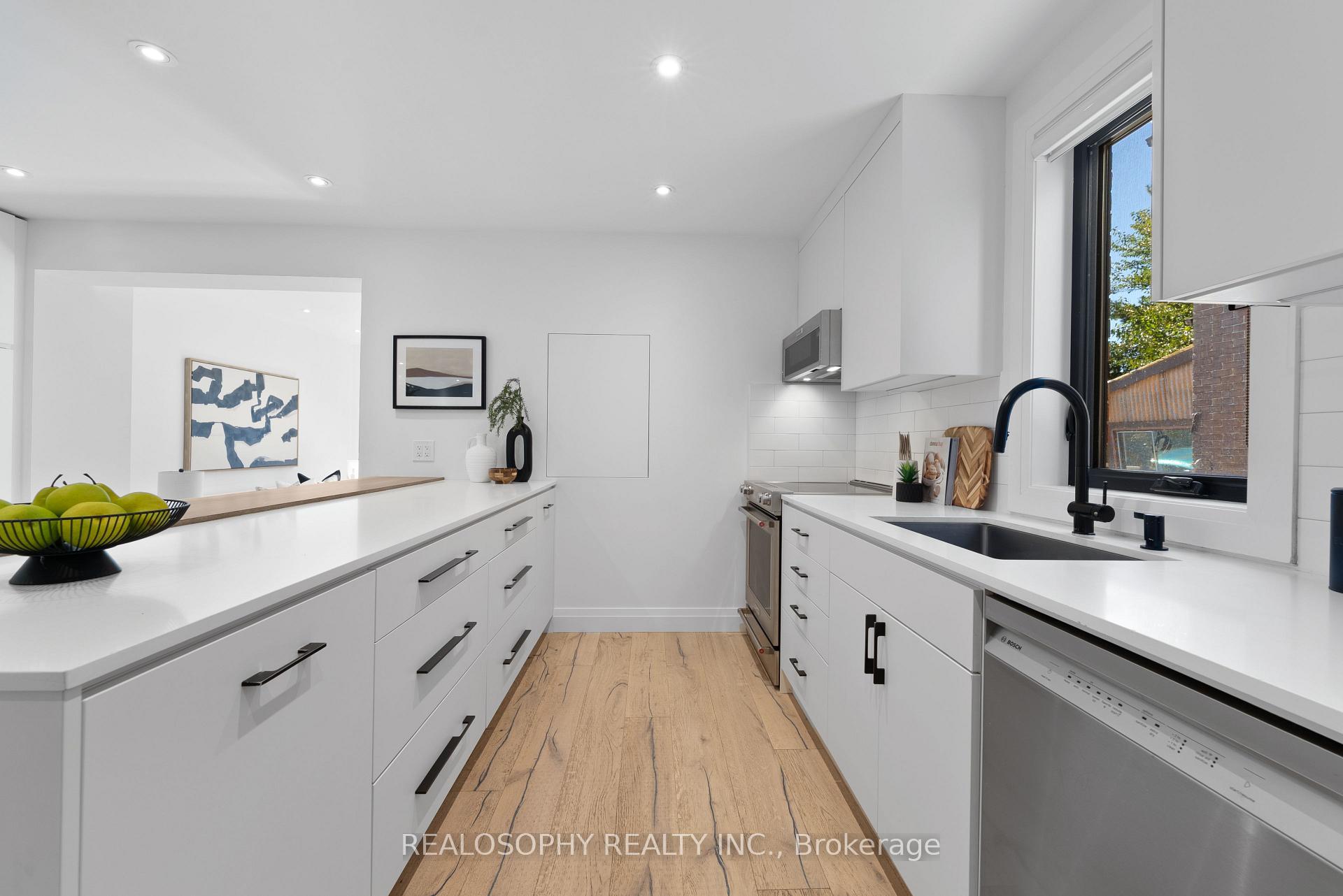 Photo 7 of 69 Wallington Avenue, Toronto, Woodbine-Lumsden — HOMEH