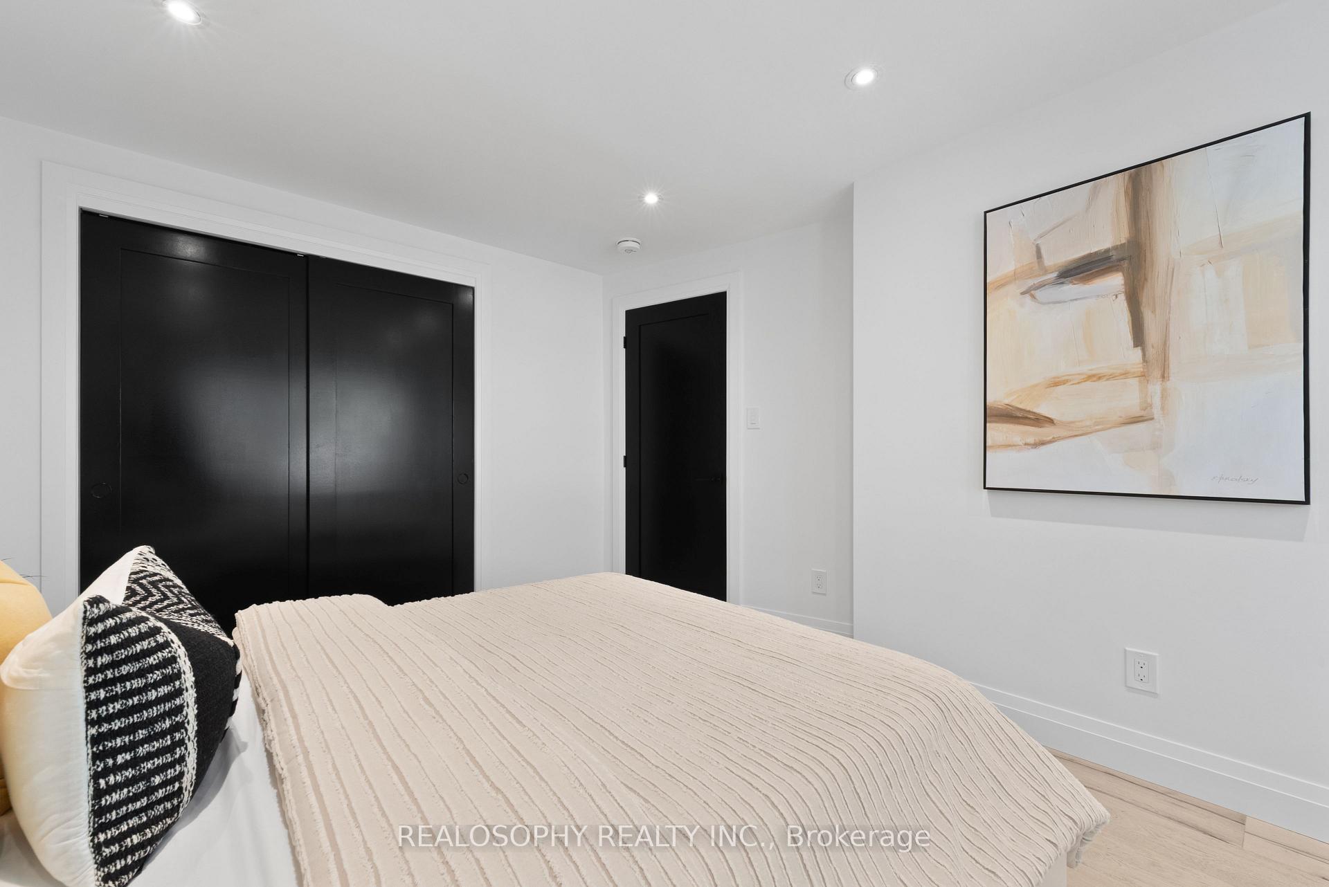 Photo 16 of 69 Wallington Avenue, Toronto, Woodbine-Lumsden — HOMEH