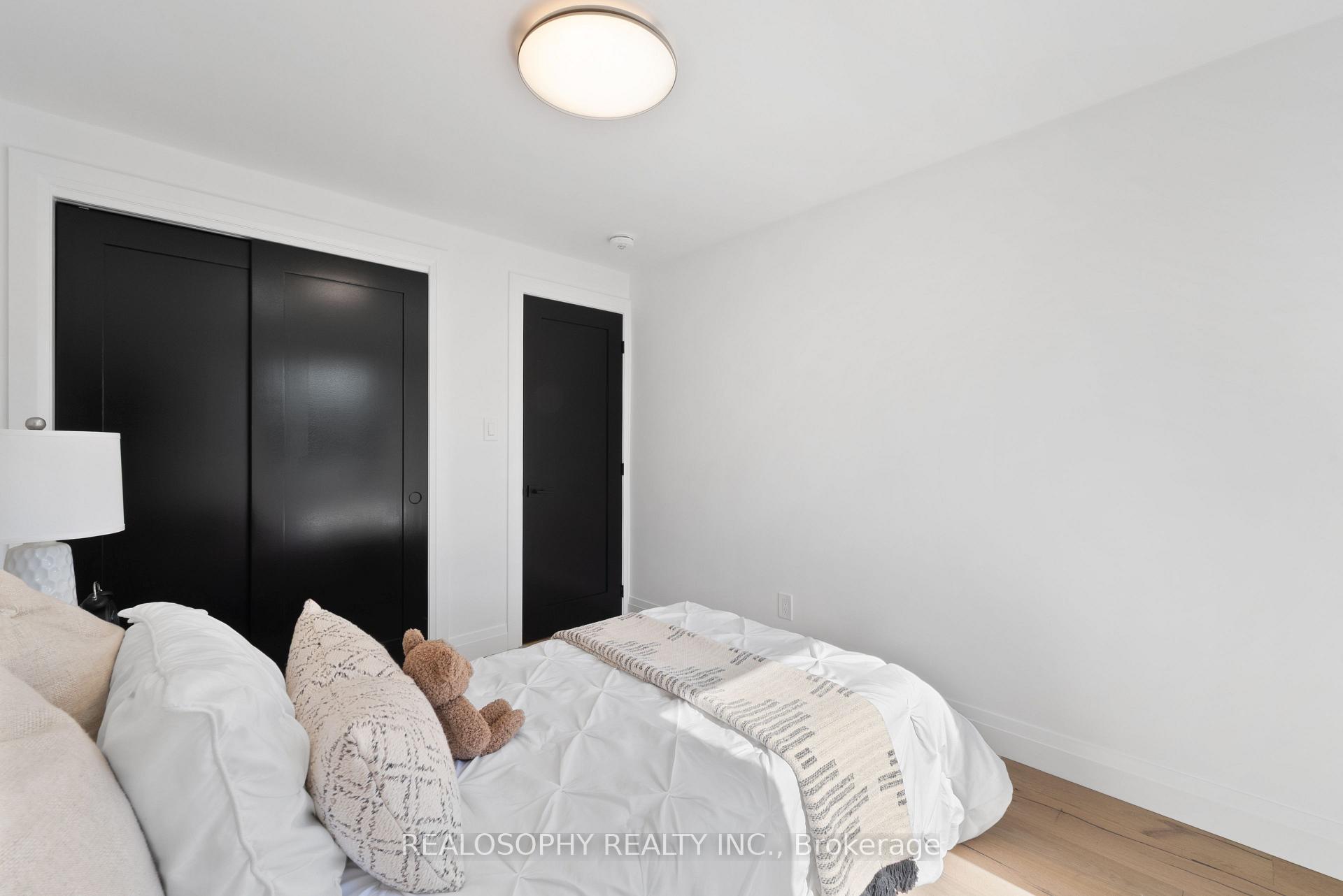 Photo 18 of 69 Wallington Avenue, Toronto, Woodbine-Lumsden — HOMEH