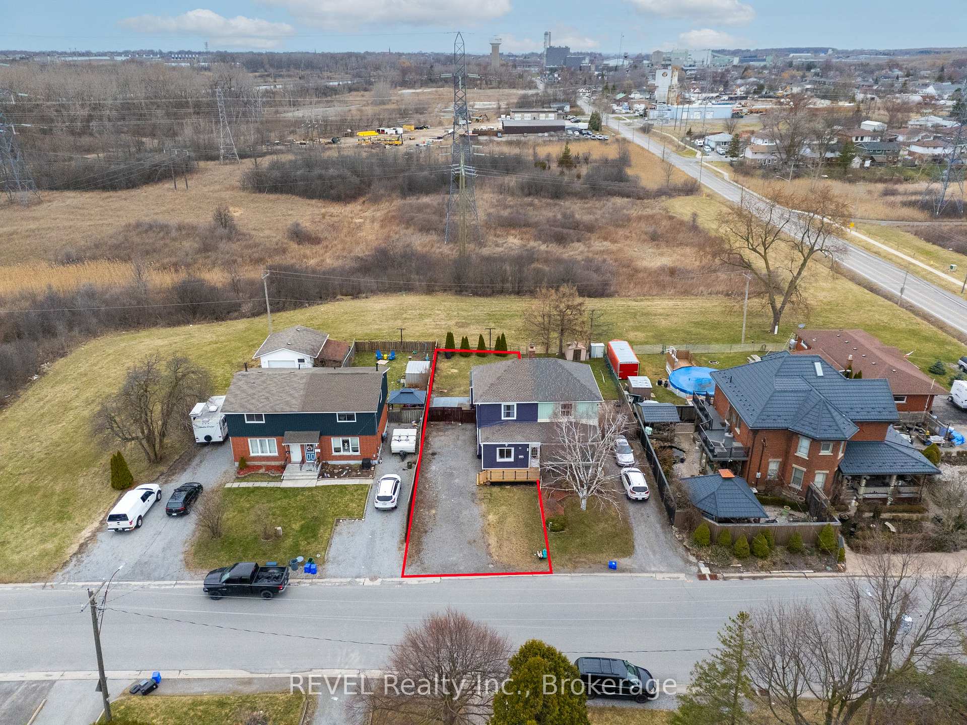 Photo 2 of 22 Hayes Road, Thorold, Allanburg/Thorold South — HOMEH