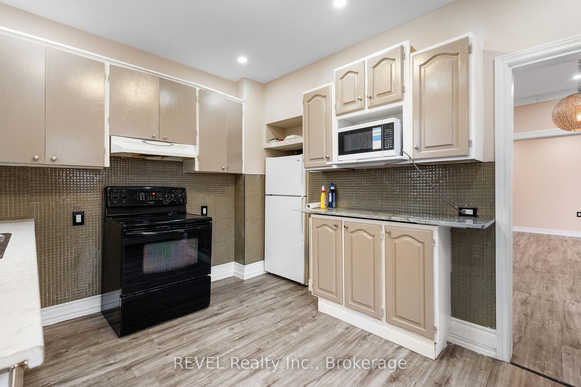 Photo 11 of 22 Hayes Road, Thorold, Allanburg/Thorold South — HOMEH