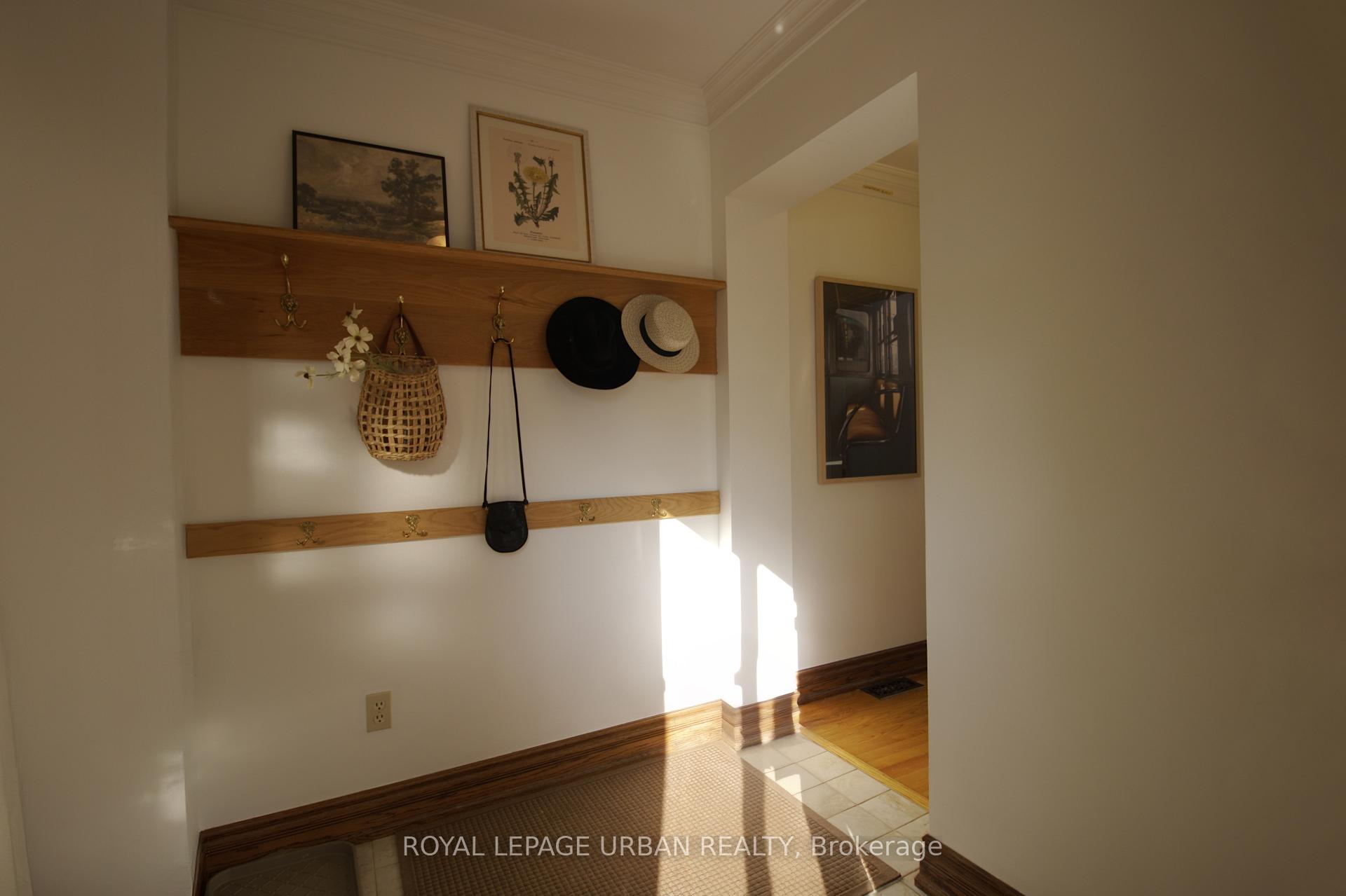 Photo 4 of 5 Grandview Avenue, Toronto, North Riverdale — HOMEH