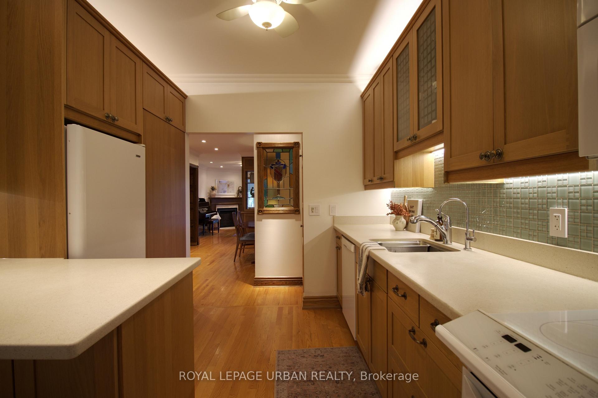 Photo 8 of 5 Grandview Avenue, Toronto, North Riverdale — HOMEH