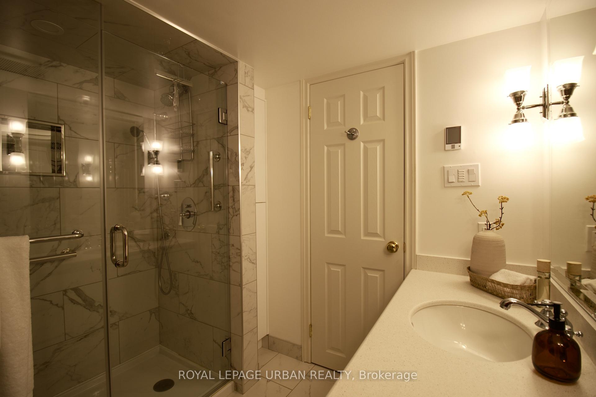 Photo 38 of 5 Grandview Avenue, Toronto, North Riverdale — HOMEH