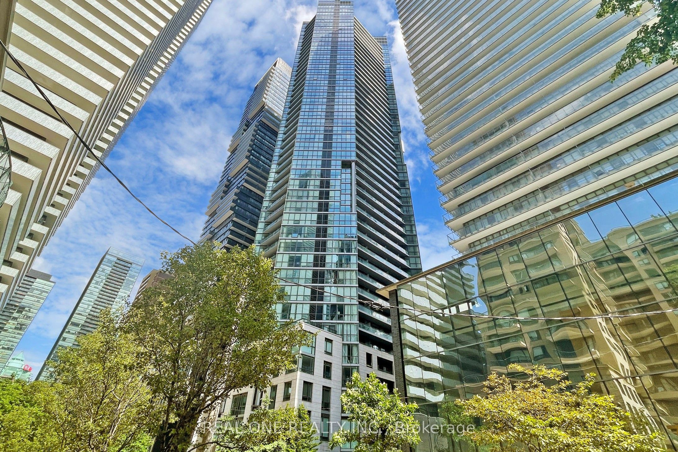 Photo 2 of Unit 1602, 45 Charles Street E, Toronto, Church-Yonge Corridor — HOMEH