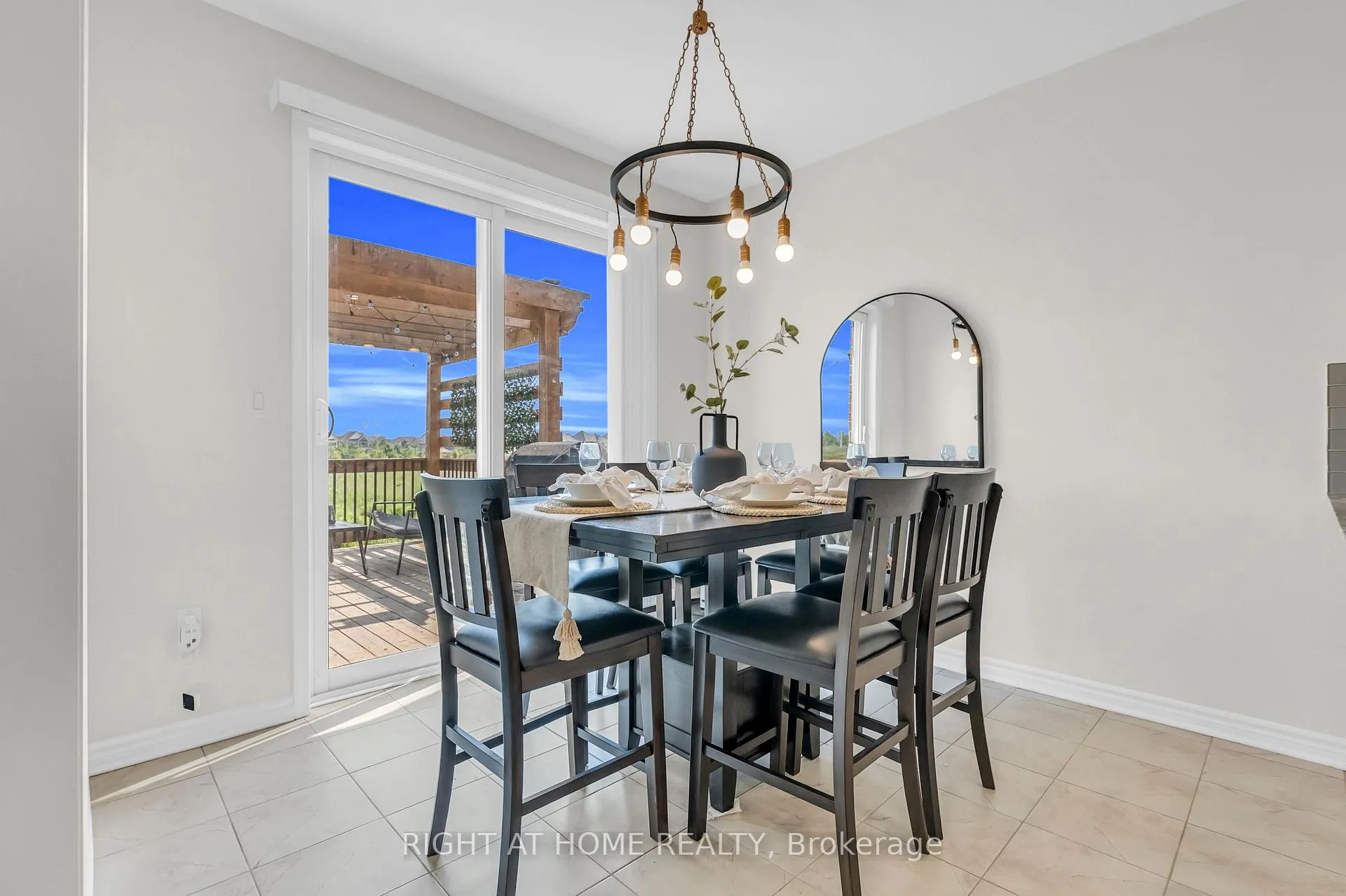 Photo 15 of 1139 Farmstead Drive, Milton, Ford — HOMEH