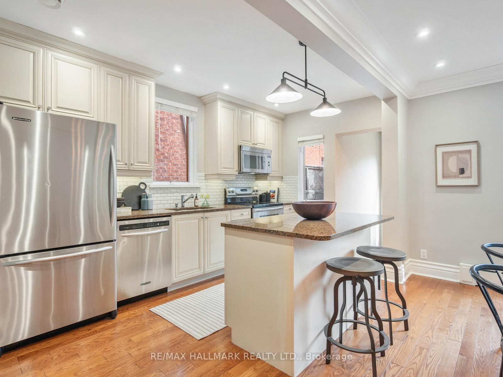 Photo 6 of 839 Carlaw Avenue, Toronto, Playter Estates-Danforth — HOMEH