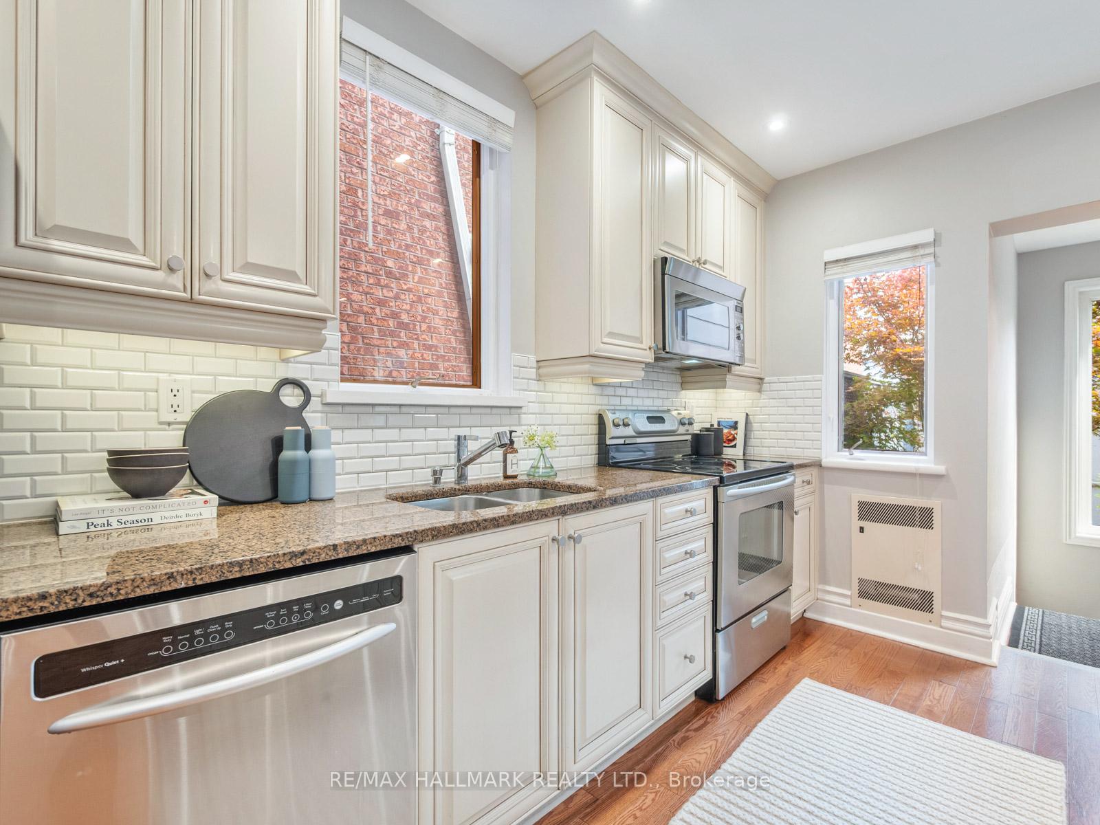 Photo 8 of 839 Carlaw Avenue, Toronto, Playter Estates-Danforth — HOMEH