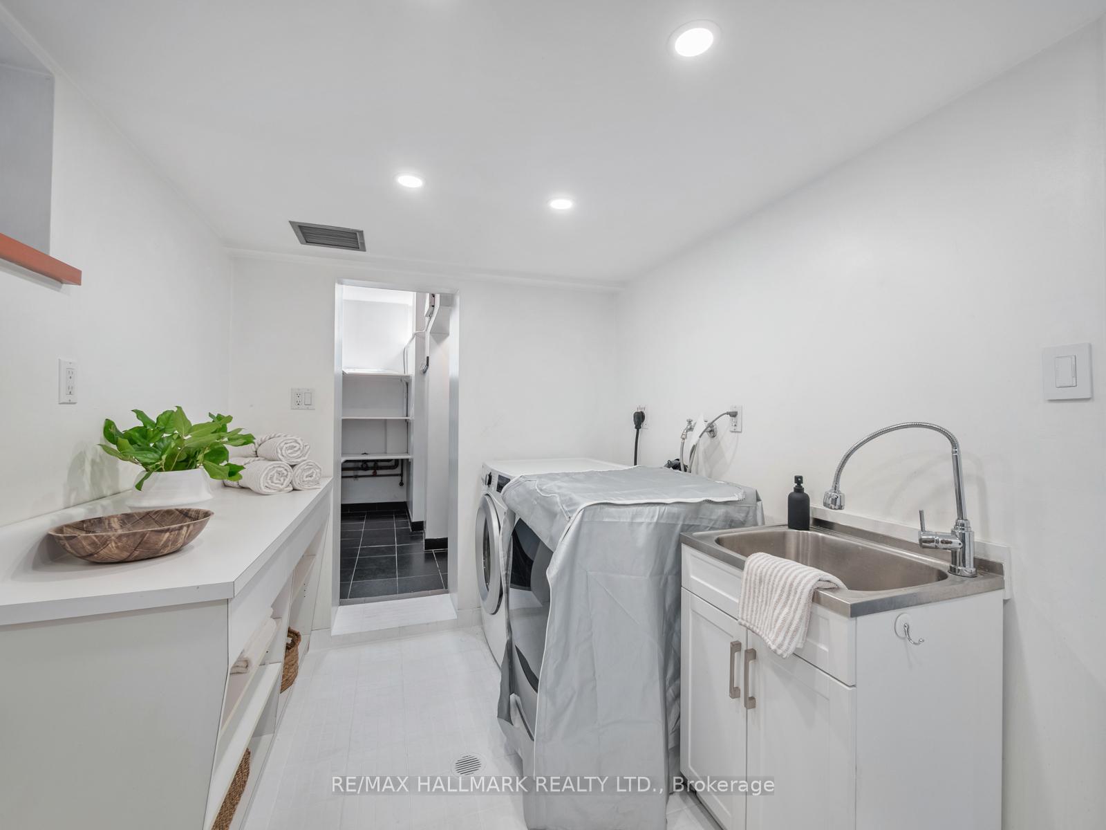 Photo 31 of 839 Carlaw Avenue, Toronto, Playter Estates-Danforth — HOMEH