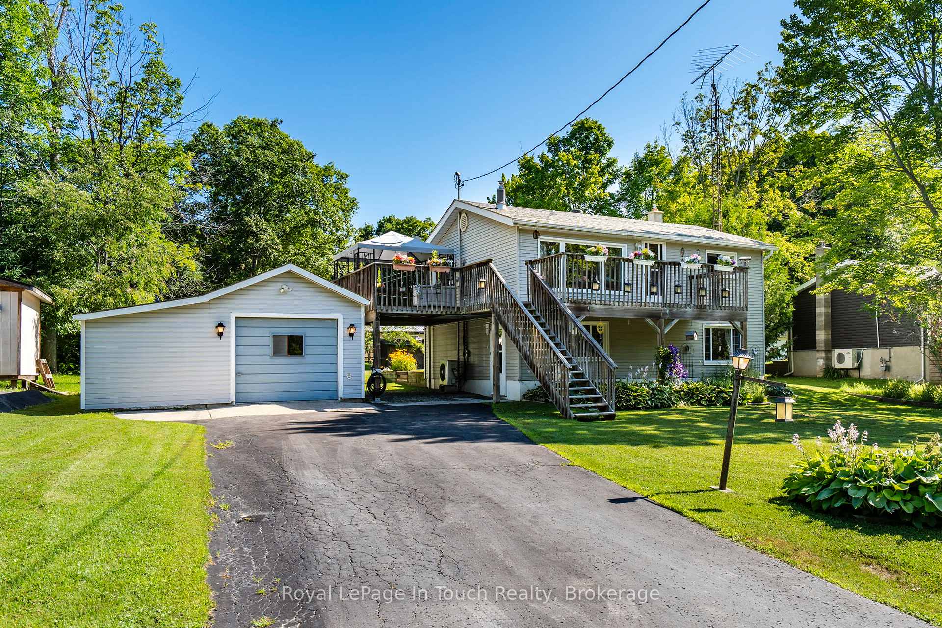 Photo 2 of 18 Sarna Drive, Tiny, Rural Tiny — HOMEH