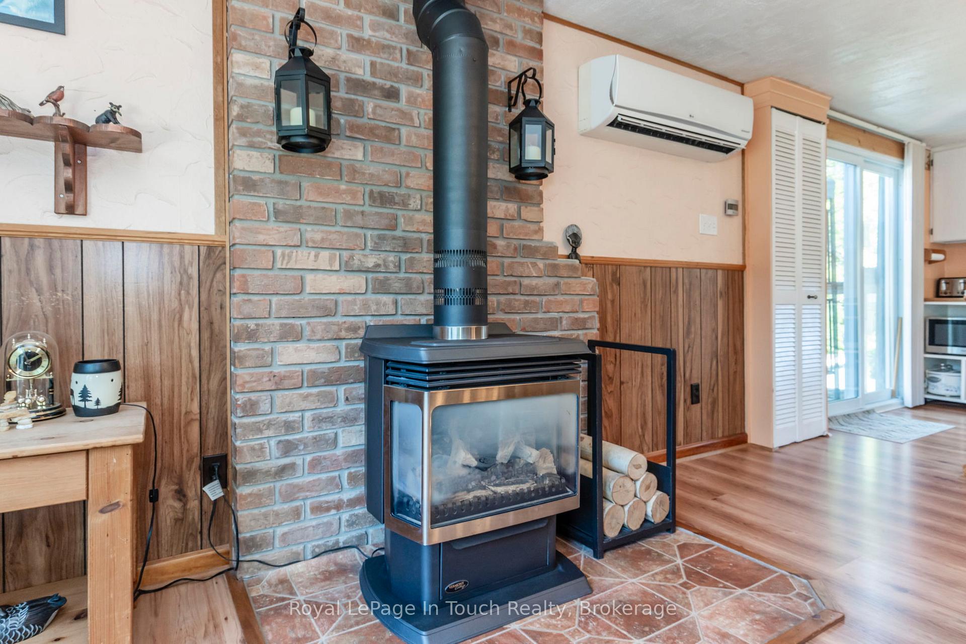 Photo 13 of 18 Sarna Drive, Tiny, Rural Tiny — HOMEH