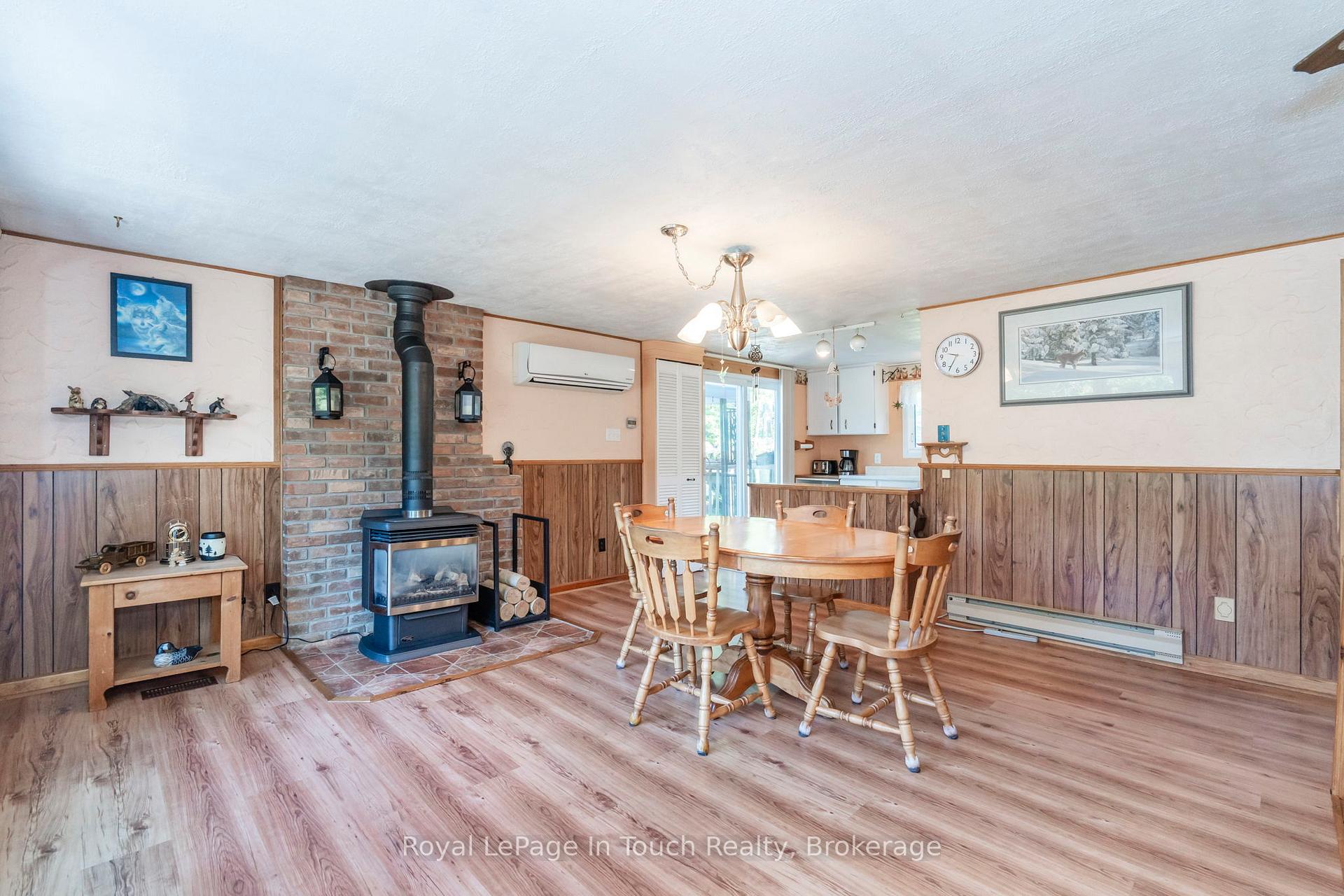 Photo 16 of 18 Sarna Drive, Tiny, Rural Tiny — HOMEH